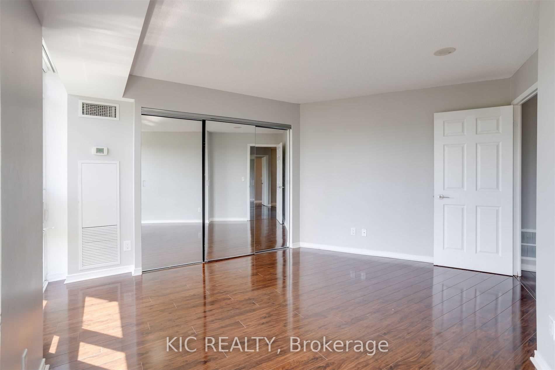 Photo 8 of Unit 207, 3 Michael Power Place, Etobicoke, Islington-City Centre West — HOMEH