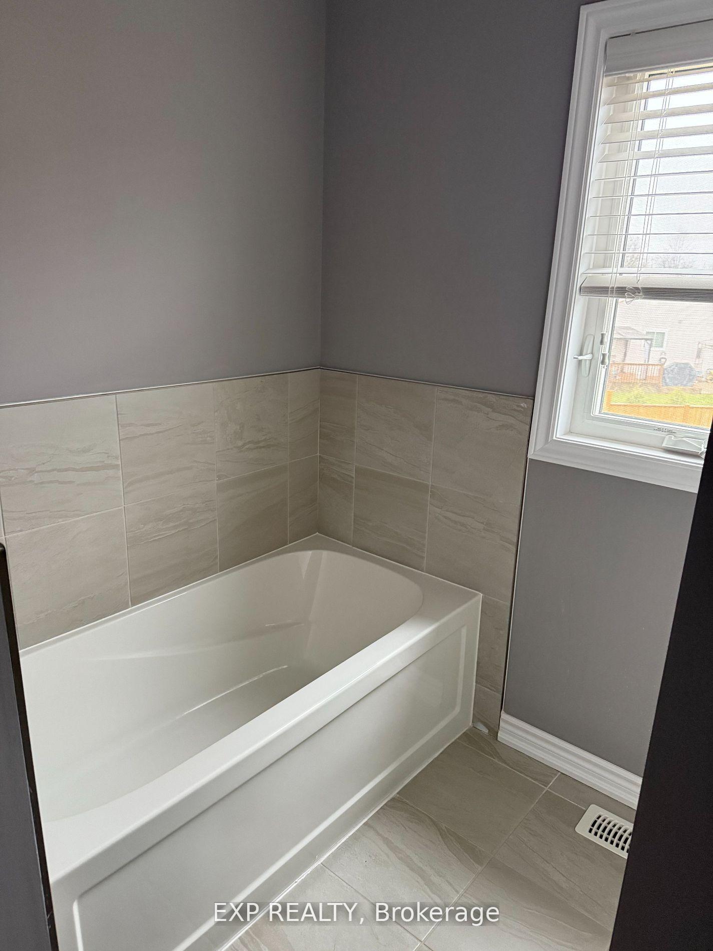 Photo 19 of 96 Bethune Avenue, Welland, Lincoln/Crowland — HOMEH