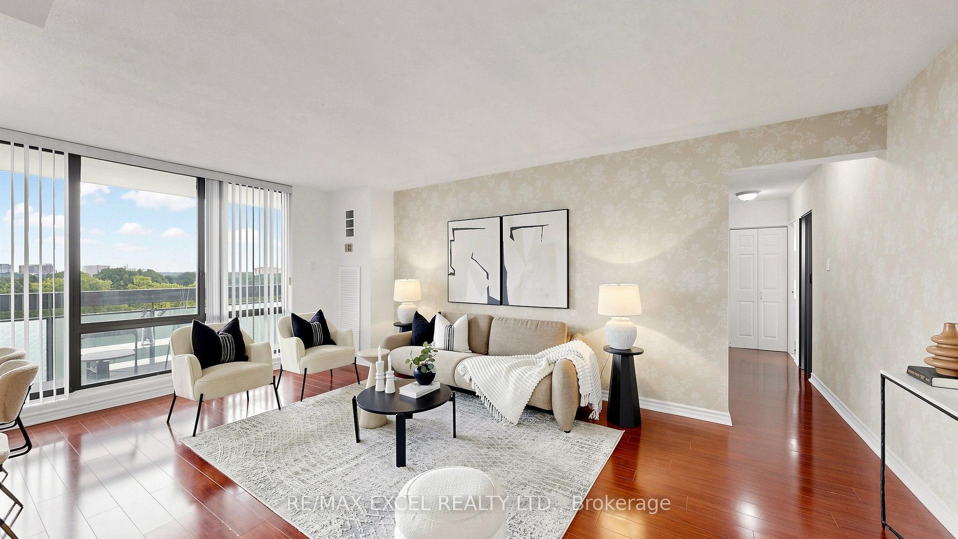Photo 6 of Unit 1011, 350 Seneca Hill Drive, North York, Don Valley Village — HOMEH