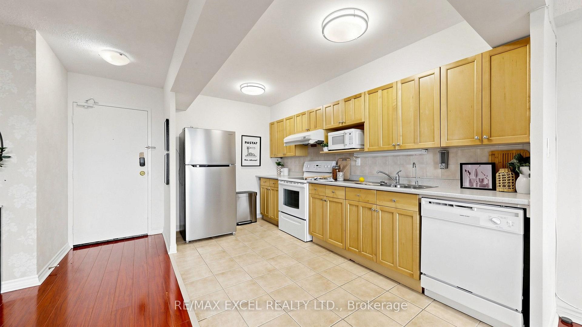 Photo 14 of Unit 1011, 350 Seneca Hill Drive, North York, Don Valley Village — HOMEH