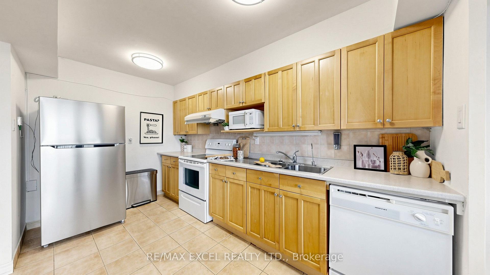 Photo 17 of Unit 1011, 350 Seneca Hill Drive, North York, Don Valley Village — HOMEH