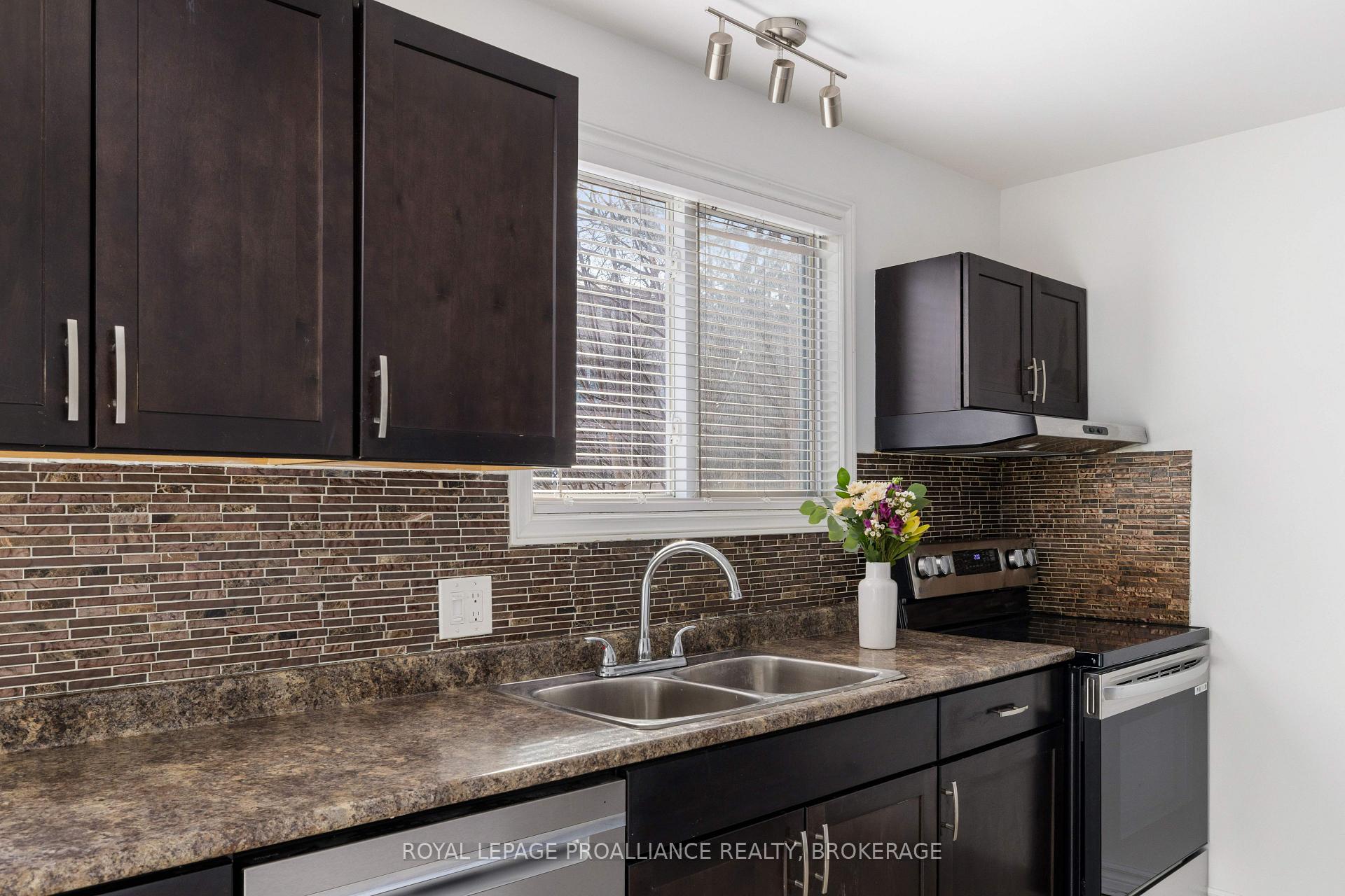 Photo 40 of Unit 53, 44 Rosemund Crescent, Kingston, West of Sir John A. Blvd — HOMEH