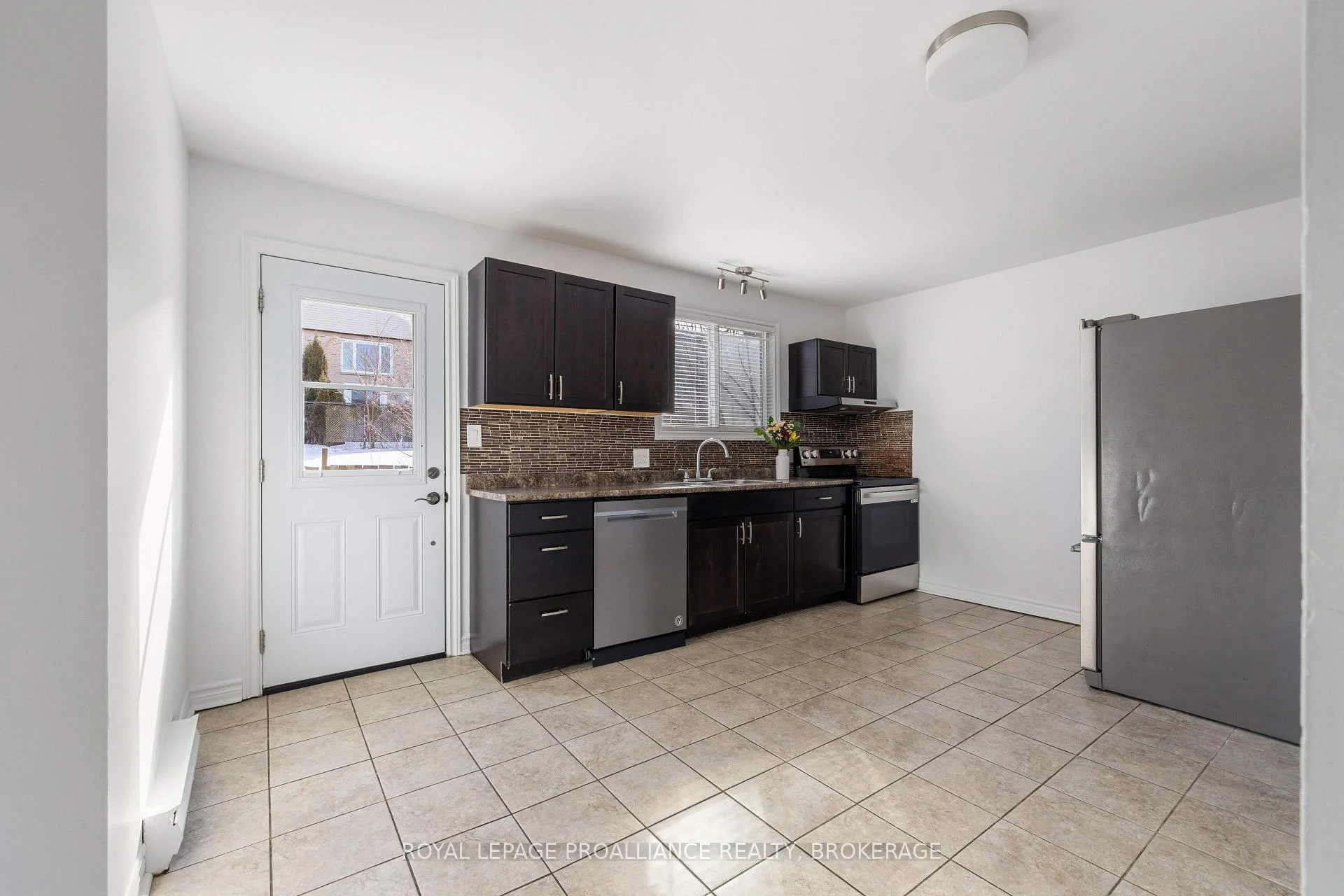 Photo 57 of Unit 53, 44 Rosemund Crescent, Kingston, West of Sir John A. Blvd — HOMEH