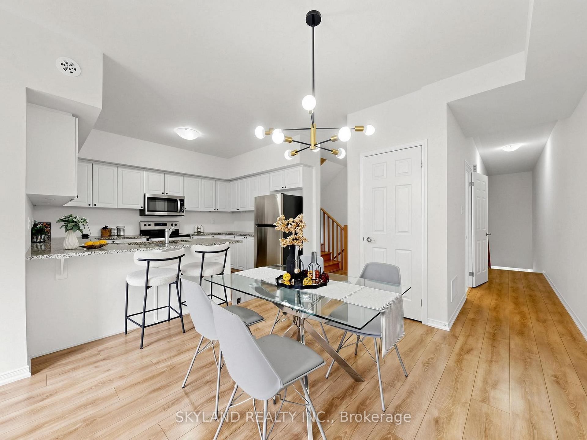 Photo 7 of Unit 3, 20 woodstream Drive, Etobicoke, West Humber-Clairville — HOMEH