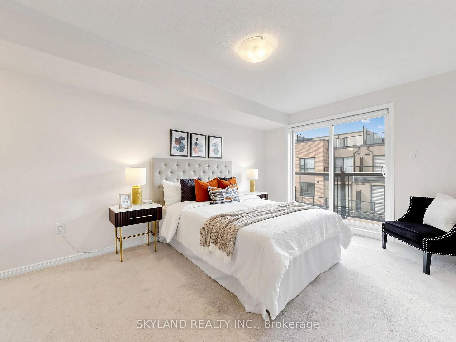 Photo 12 of Unit 3, 20 woodstream Drive, Etobicoke, West Humber-Clairville — HOMEH