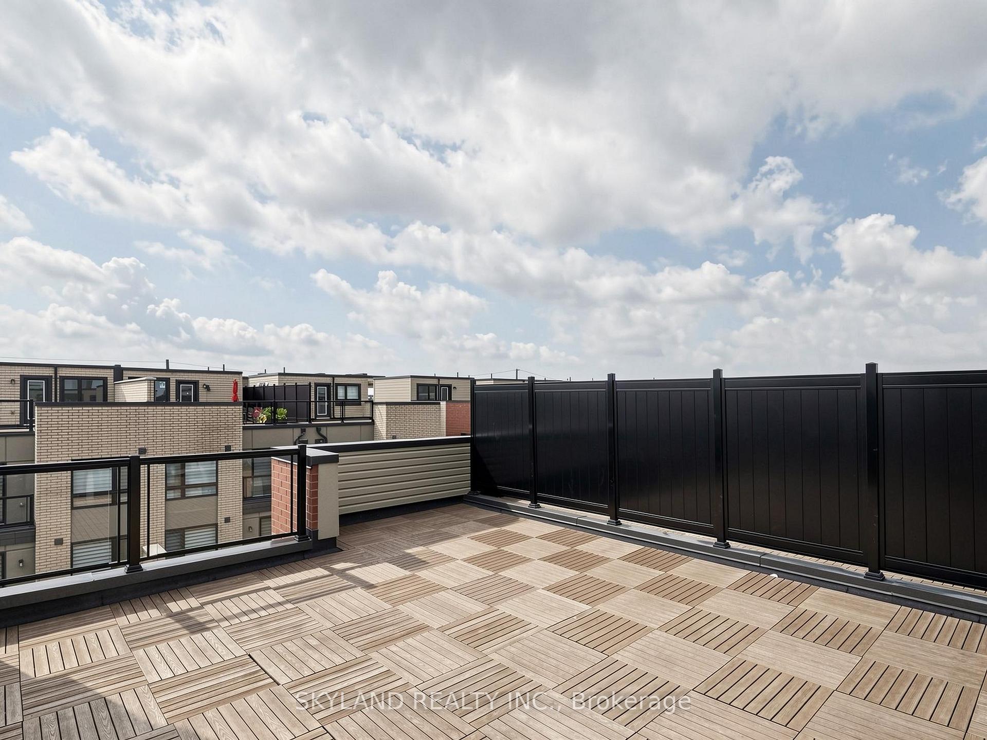 Photo 22 of Unit 3, 20 woodstream Drive, Etobicoke, West Humber-Clairville — HOMEH
