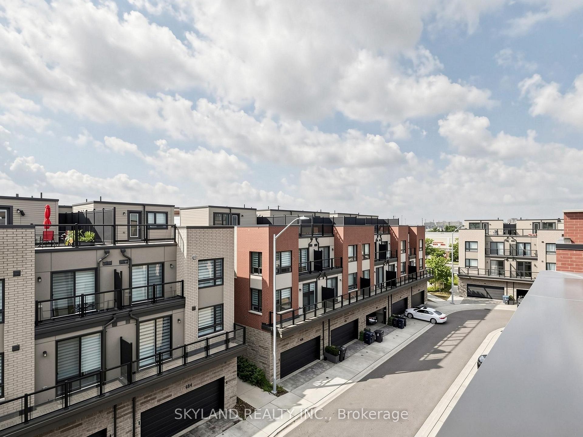 Photo 27 of Unit 3, 20 woodstream Drive, Etobicoke, West Humber-Clairville — HOMEH