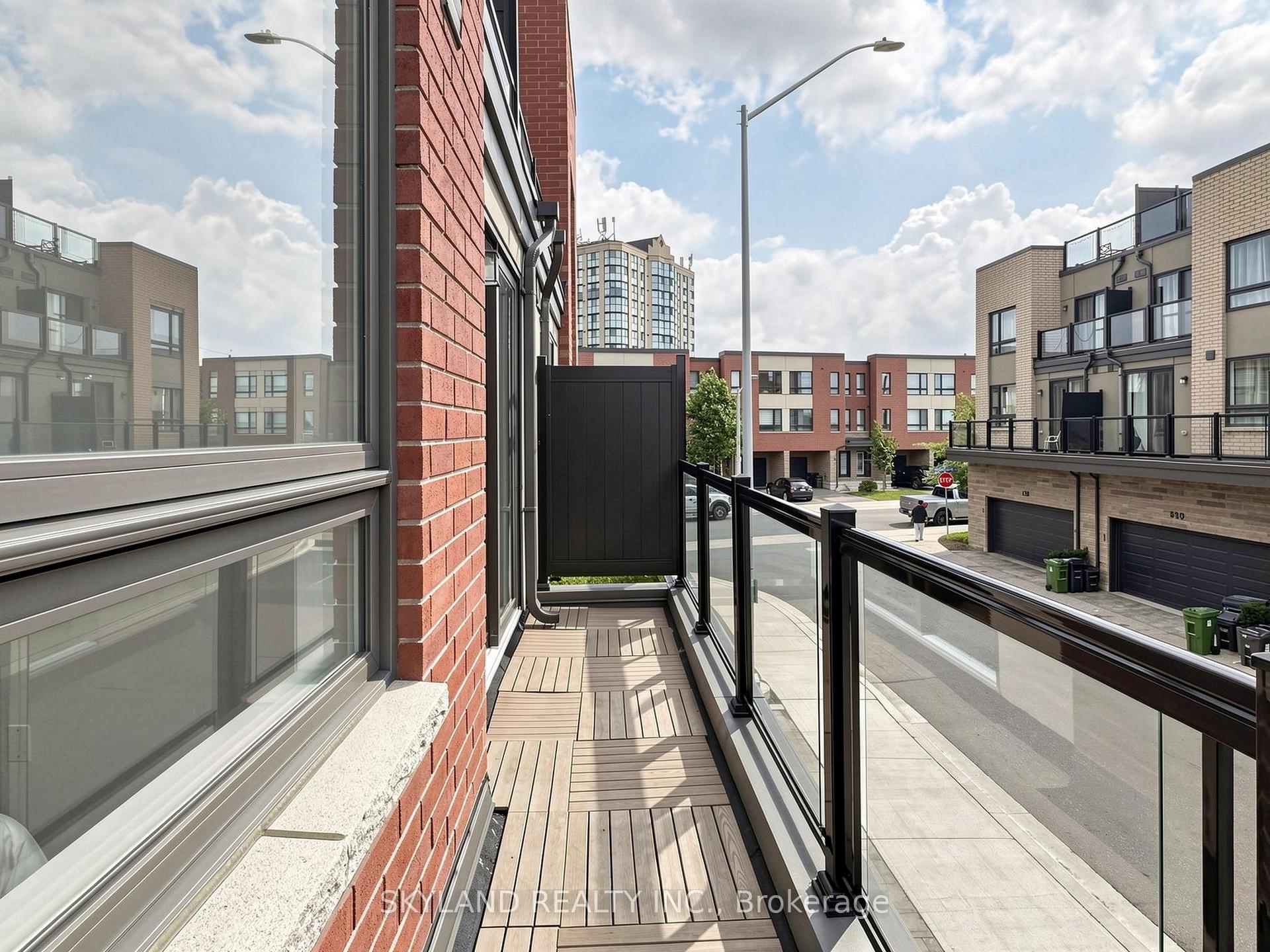 Photo 28 of Unit 3, 20 woodstream Drive, Etobicoke, West Humber-Clairville — HOMEH