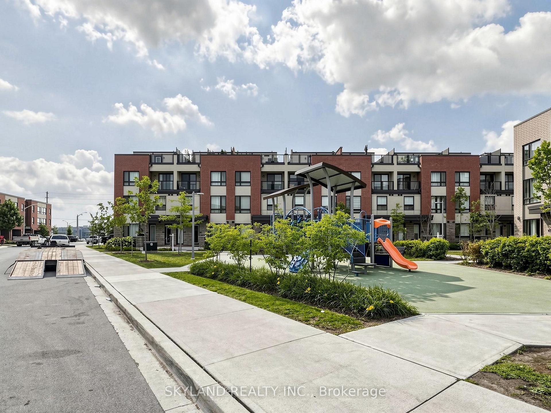 Photo 32 of Unit 3, 20 woodstream Drive, Etobicoke, West Humber-Clairville — HOMEH