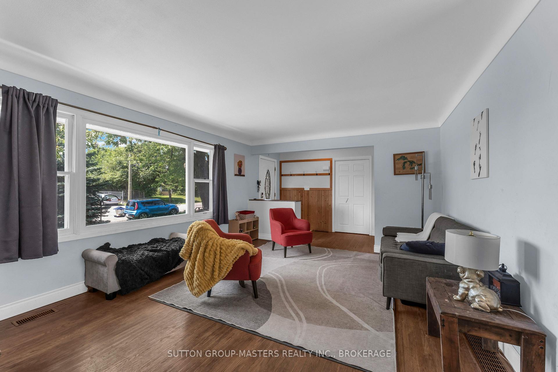 Photo 8 of 39 Oxford Crescent, Loyalist, Amherstview — HOMEH
