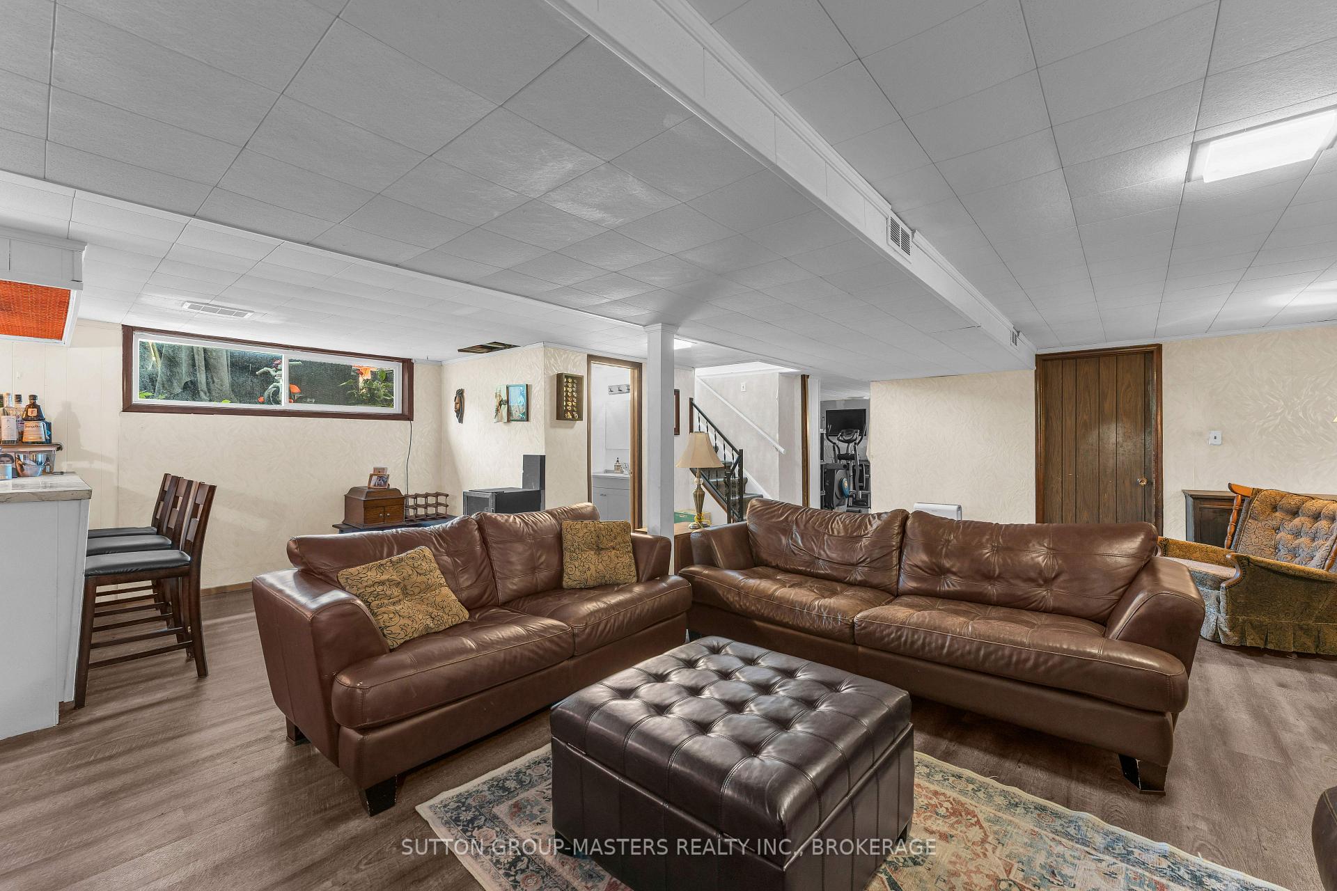 Photo 26 of 39 Oxford Crescent, Loyalist, Amherstview — HOMEH