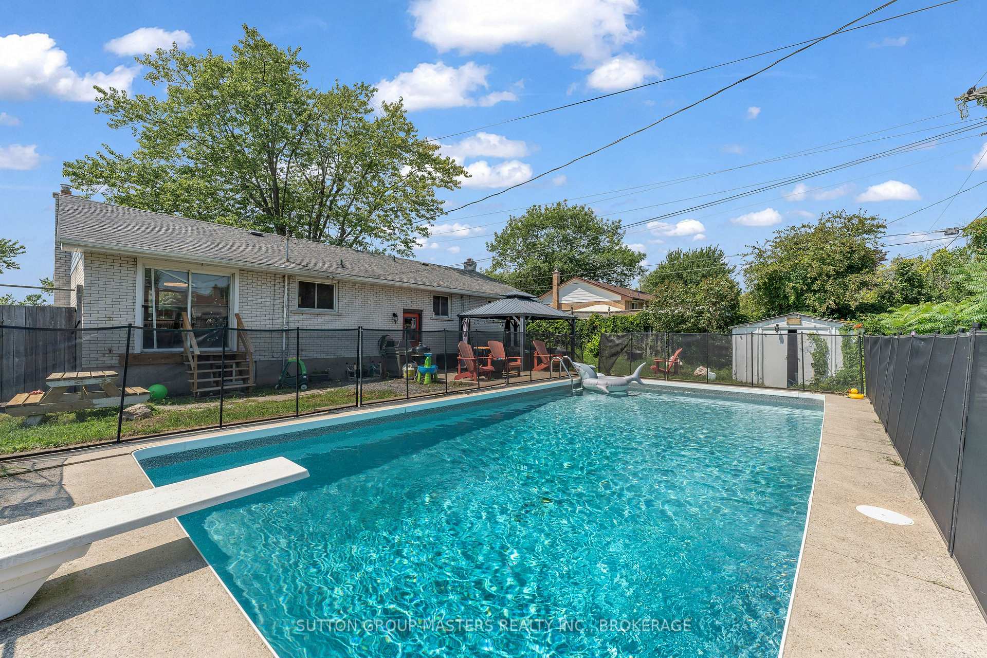 Photo 39 of 39 Oxford Crescent, Loyalist, Amherstview — HOMEH