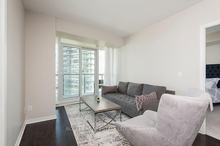 Photo 8 of Unit 1007, 15 Legion Road, Etobicoke, Mimico — HOMEH