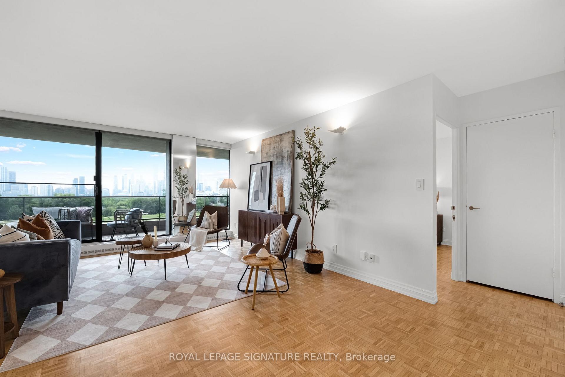 Photo 18 of Unit 704/705, 10 Avoca Avenue, Toronto, Rosedale-Moore Park — HOMEH