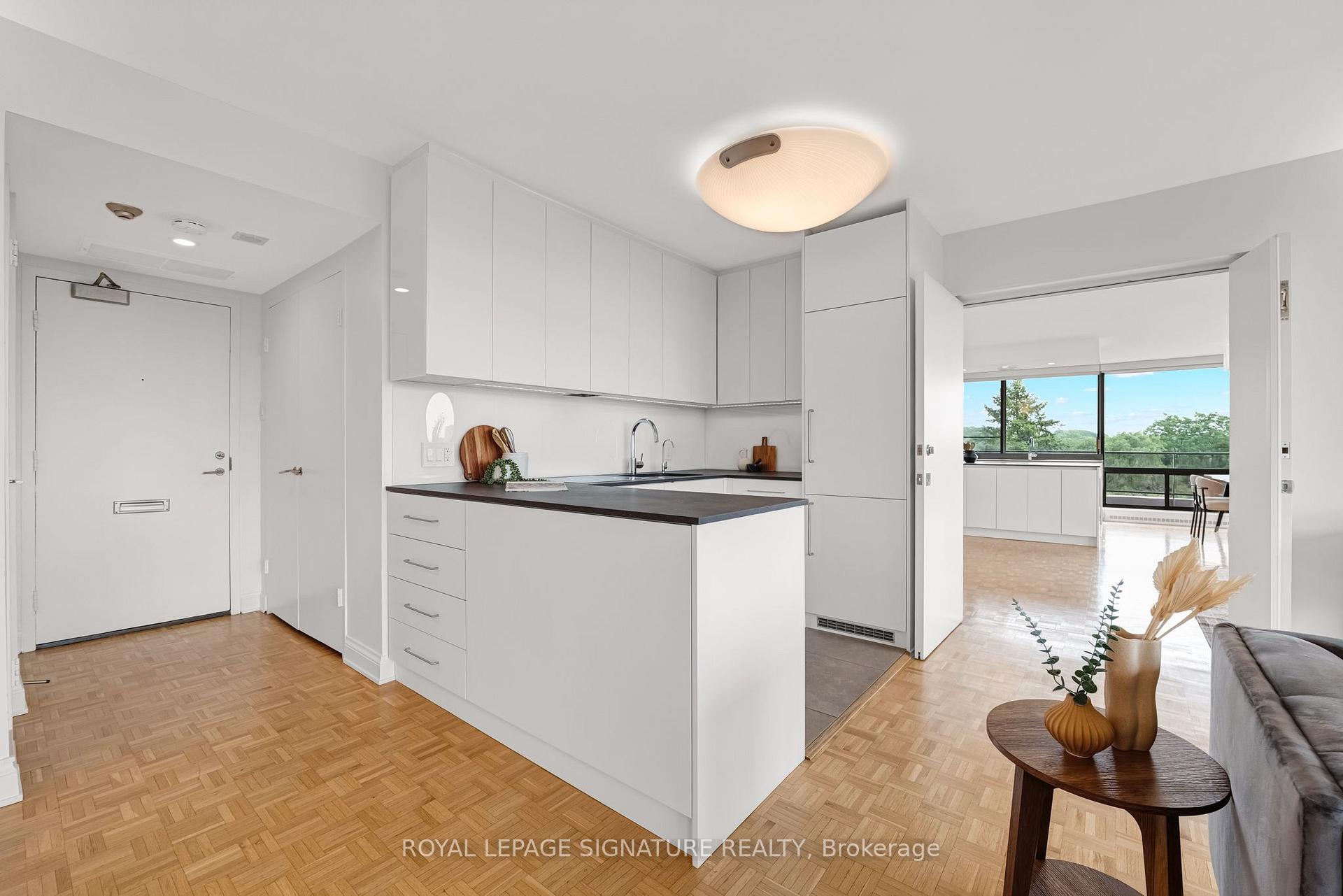 Photo 20 of Unit 704/705, 10 Avoca Avenue, Toronto, Rosedale-Moore Park — HOMEH