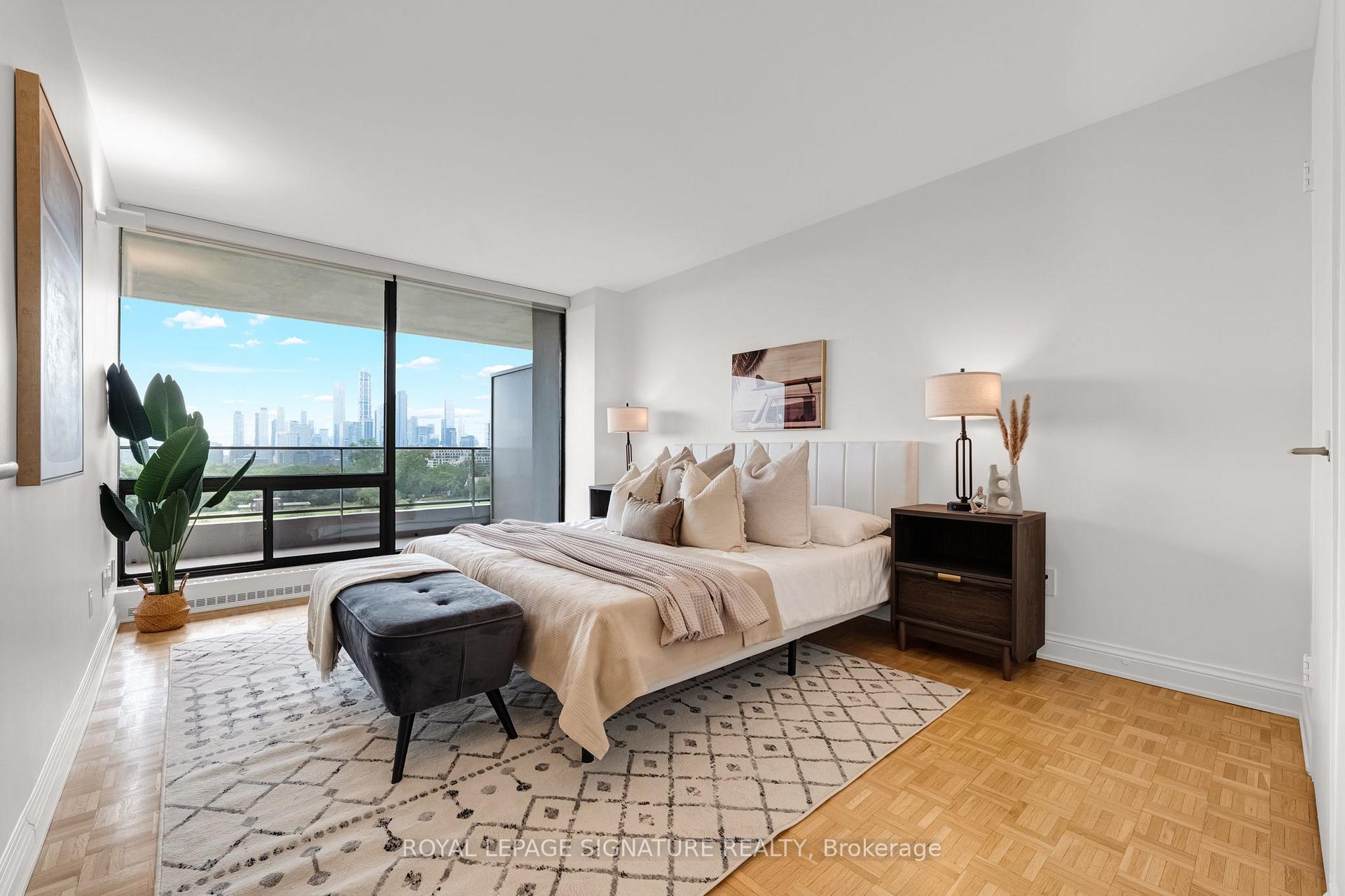 Photo 31 of Unit 704/705, 10 Avoca Avenue, Toronto, Rosedale-Moore Park — HOMEH