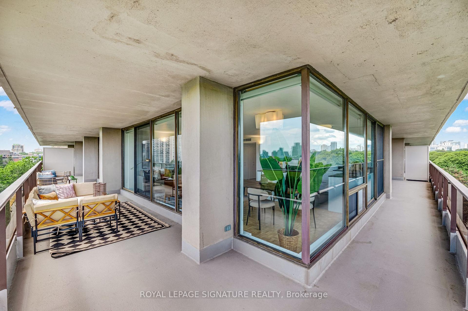 Photo 36 of Unit 704/705, 10 Avoca Avenue, Toronto, Rosedale-Moore Park — HOMEH