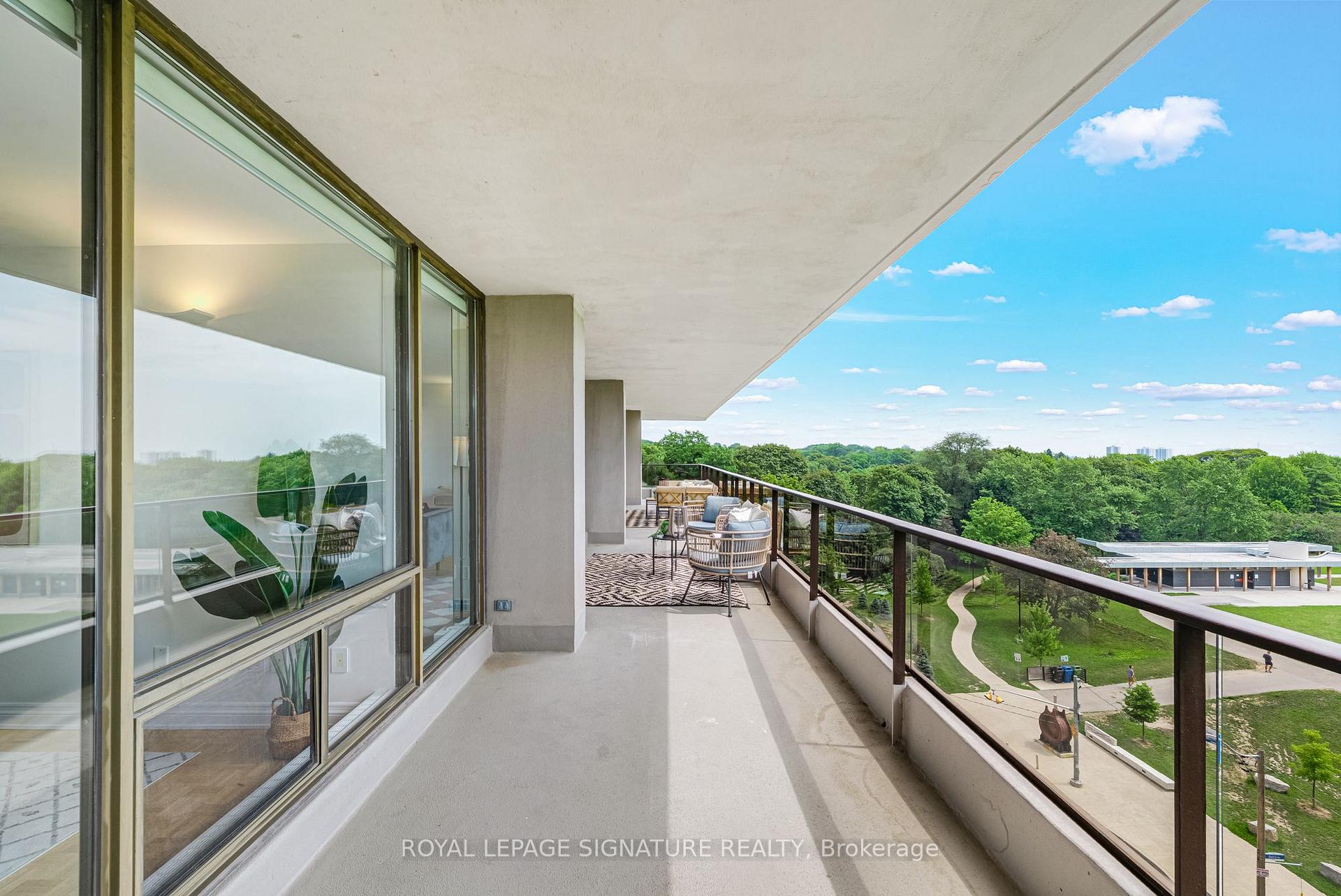 Photo 38 of Unit 704/705, 10 Avoca Avenue, Toronto, Rosedale-Moore Park — HOMEH