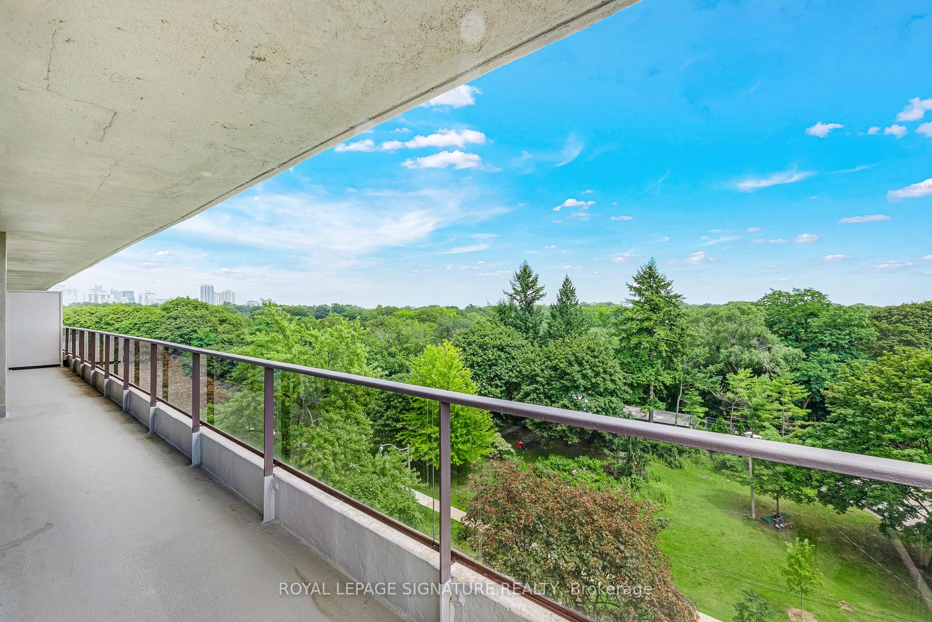 Photo 41 of Unit 704/705, 10 Avoca Avenue, Toronto, Rosedale-Moore Park — HOMEH