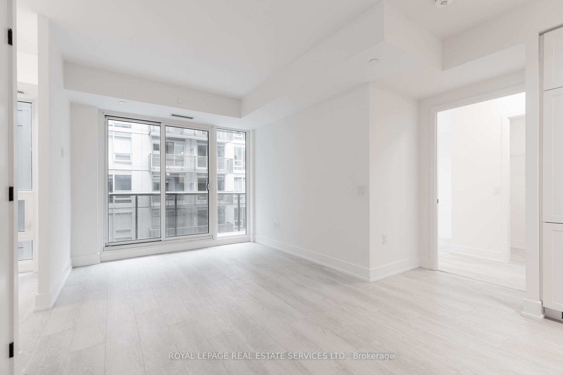 Photo 8 of Unit 325, 2450 Old Bronte Road, Oakville, Westmount — HOMEH