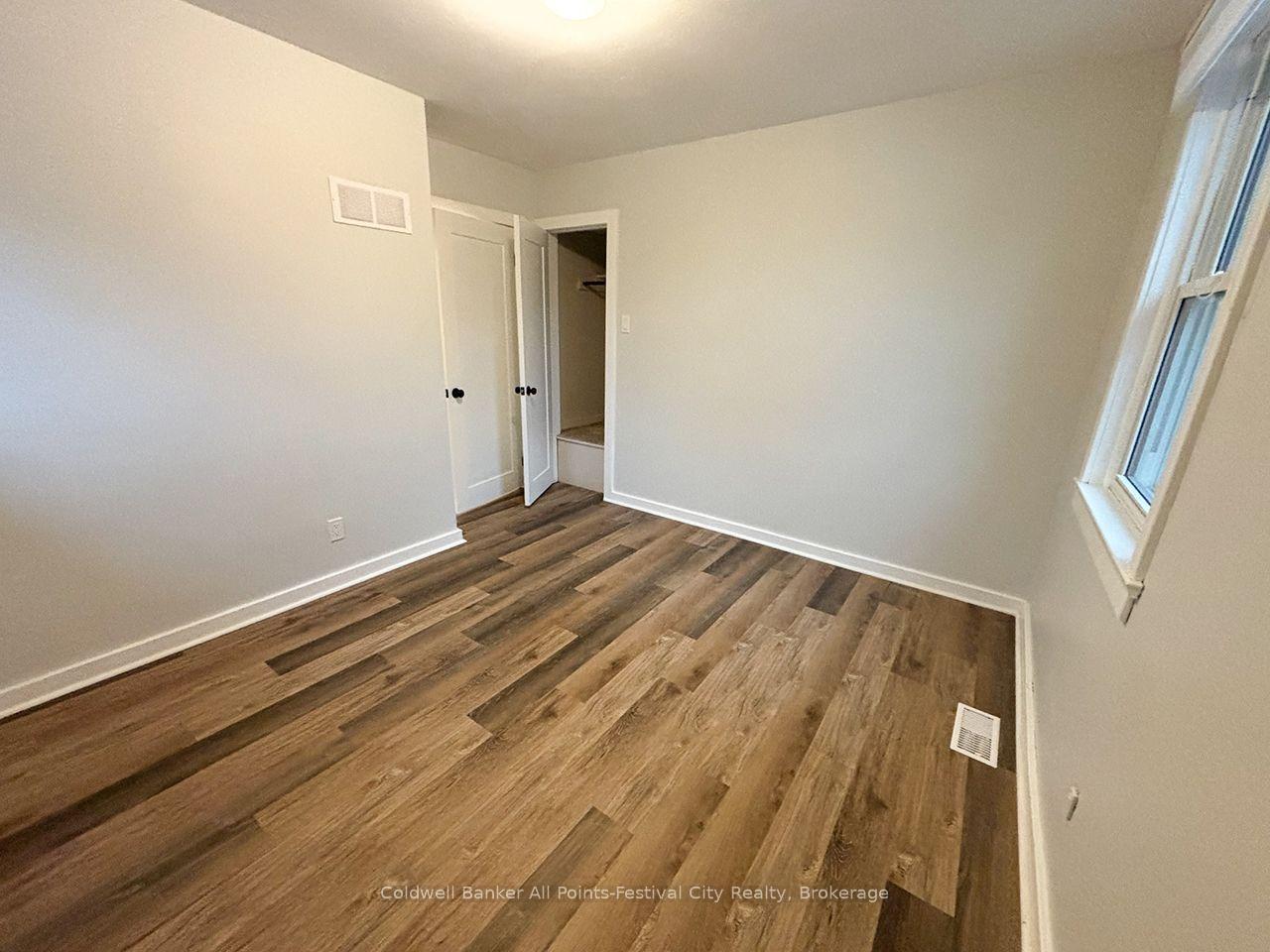 Photo 17 of 13 Waterloo Street N, Goderich, Goderich (Town) — HOMEH