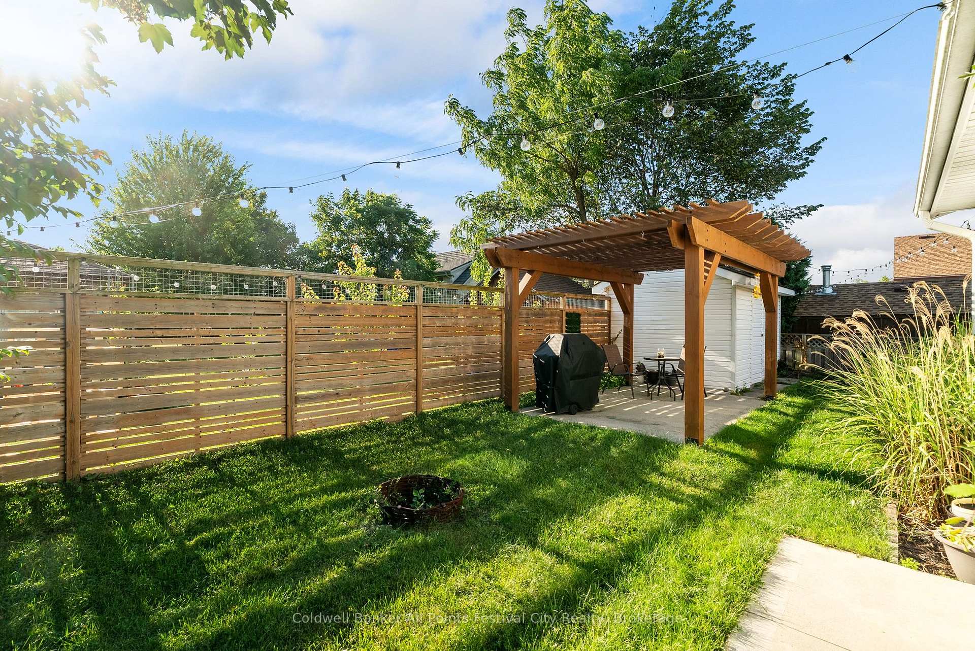 Photo 27 of 13 Waterloo Street N, Goderich, Goderich (Town) — HOMEH