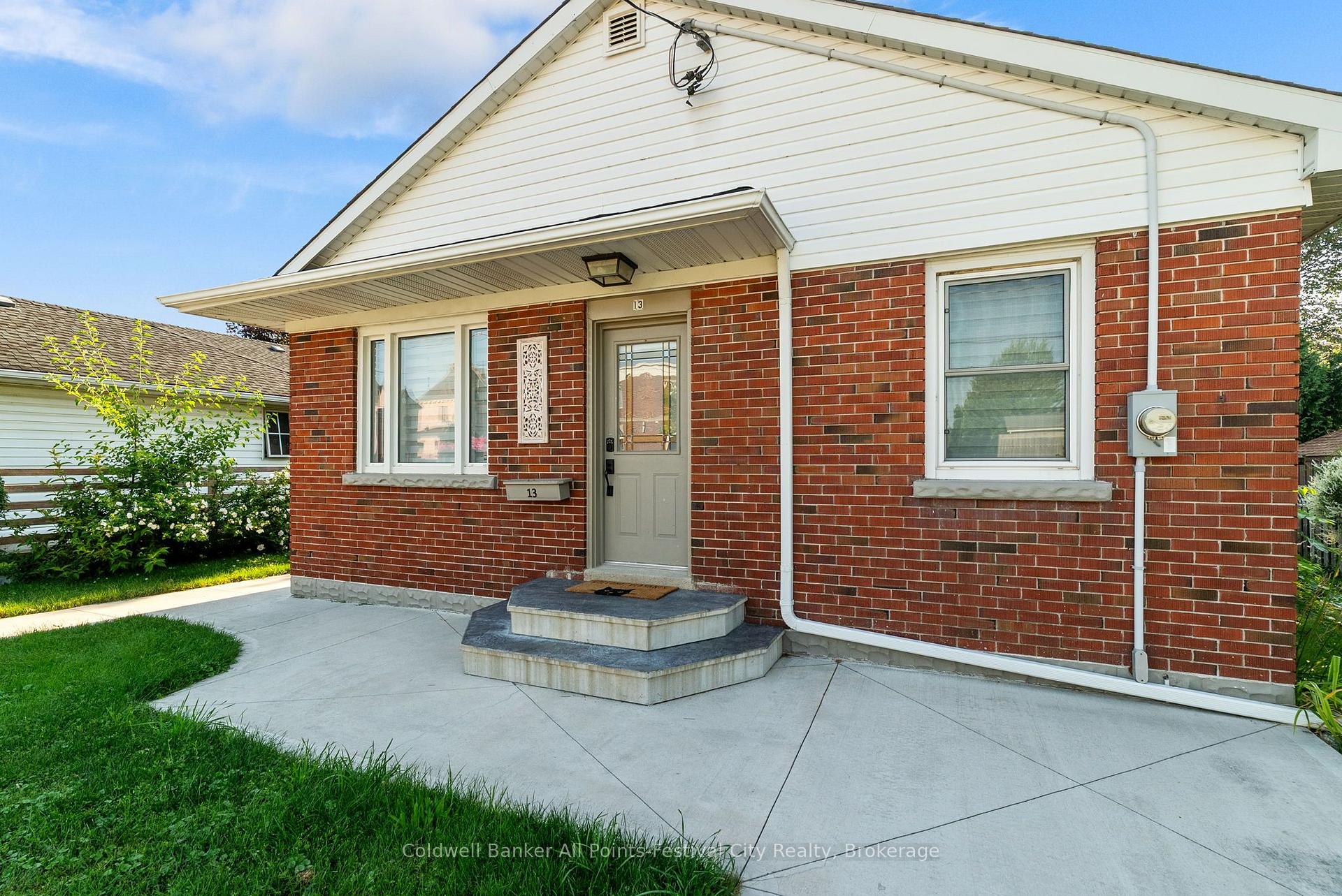 Photo 33 of 13 Waterloo Street N, Goderich, Goderich (Town) — HOMEH