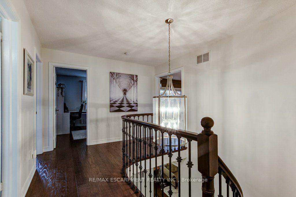 Photo 20 of 2527 Andover Road, Oakville, River Oaks — HOMEH