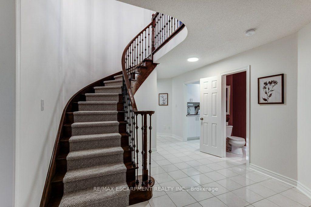Photo 21 of 2527 Andover Road, Oakville, River Oaks — HOMEH