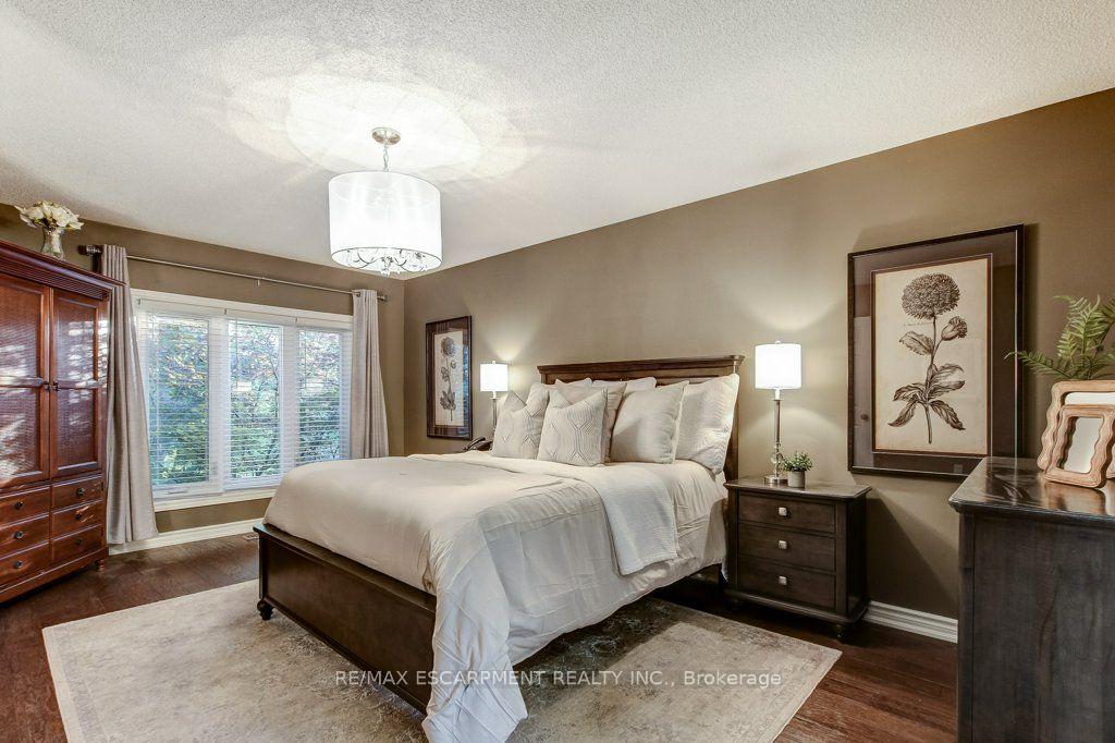 Photo 22 of 2527 Andover Road, Oakville, River Oaks — HOMEH