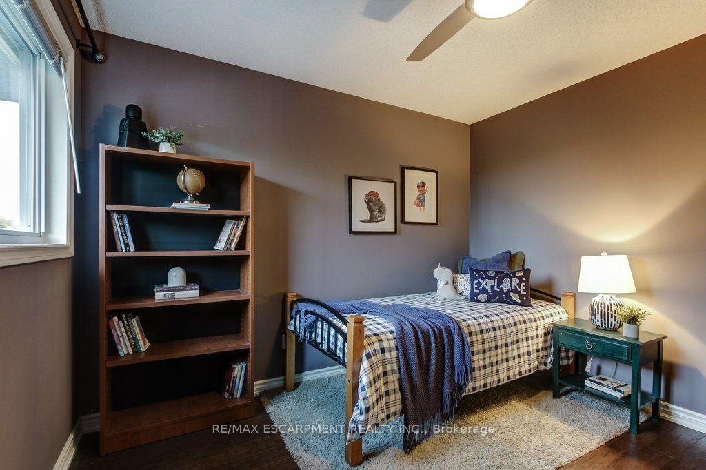 Photo 33 of 2527 Andover Road, Oakville, River Oaks — HOMEH