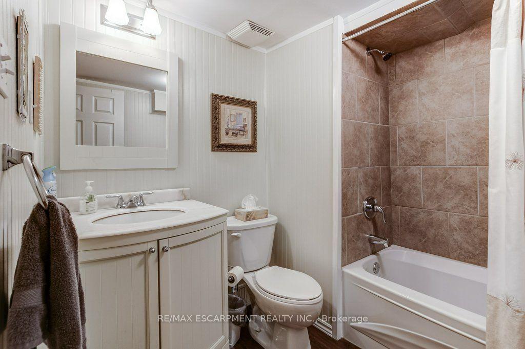 Photo 36 of 2527 Andover Road, Oakville, River Oaks — HOMEH