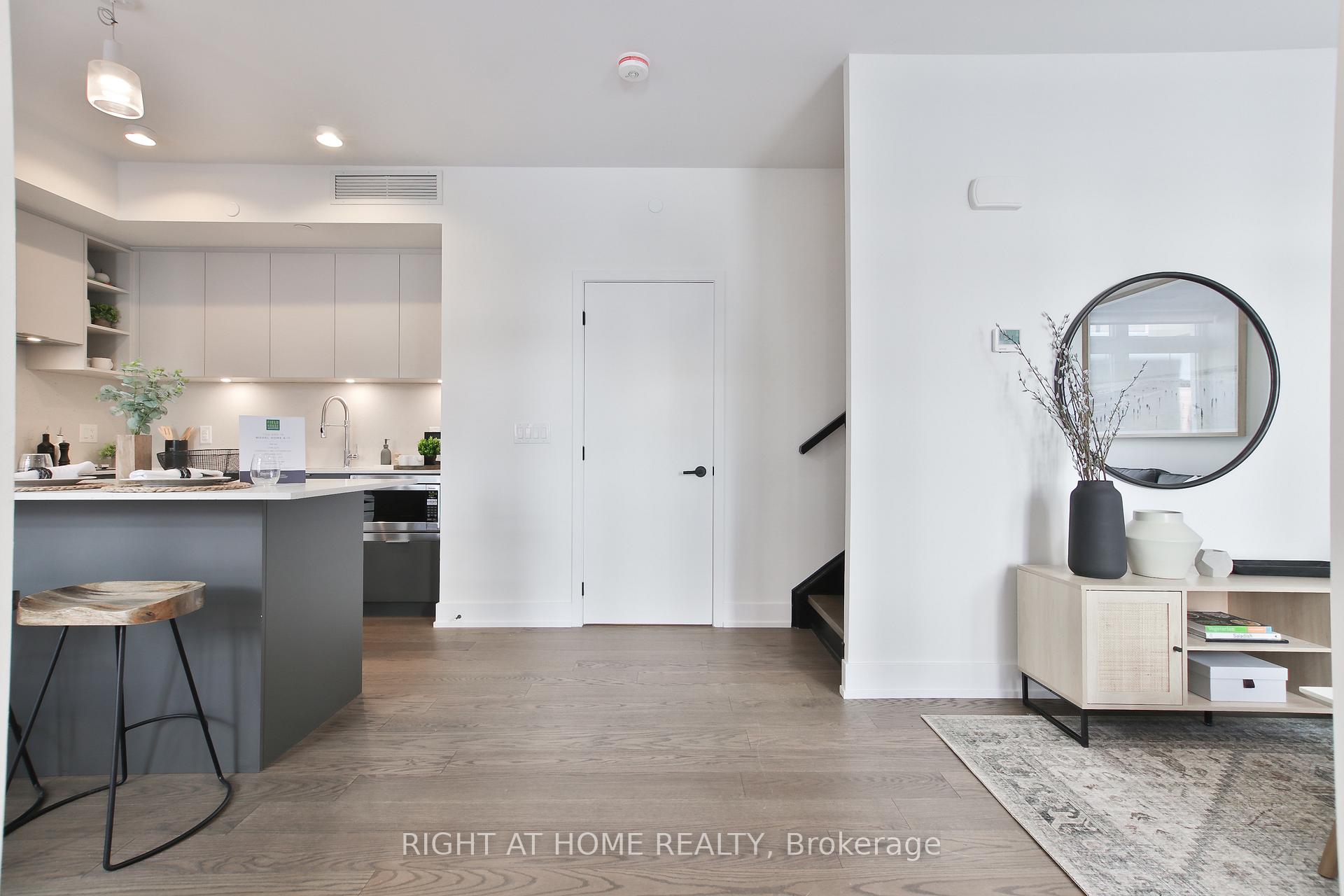 Photo 3 of Unit 09, 55 Nicholas Avenue, Toronto, Regent Park — HOMEH