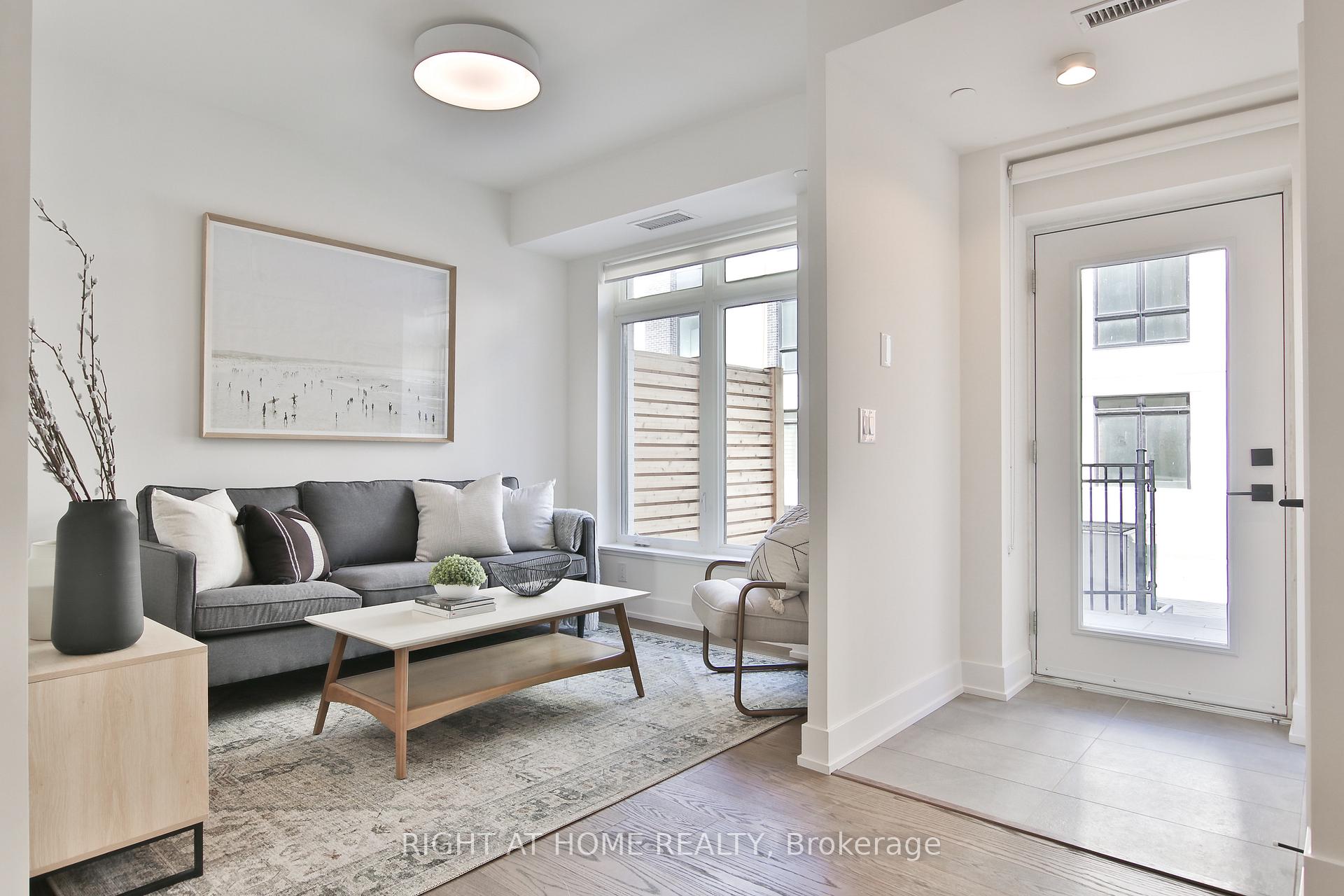 Photo 4 of Unit 09, 55 Nicholas Avenue, Toronto, Regent Park — HOMEH