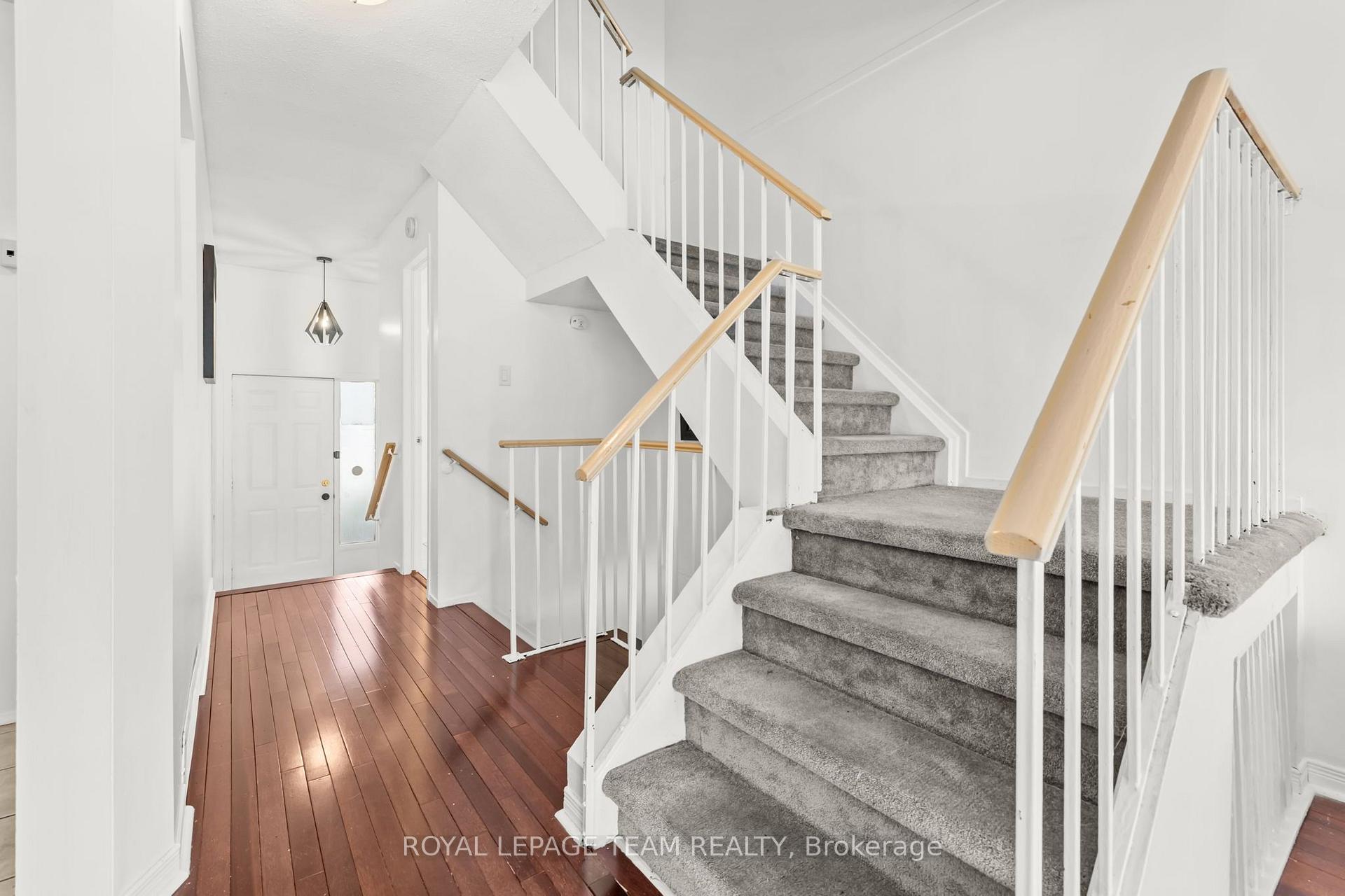 Photo 4 of 81 Rueter Street, Ottawa, Barrhaven - Heritage Park — HOMEH