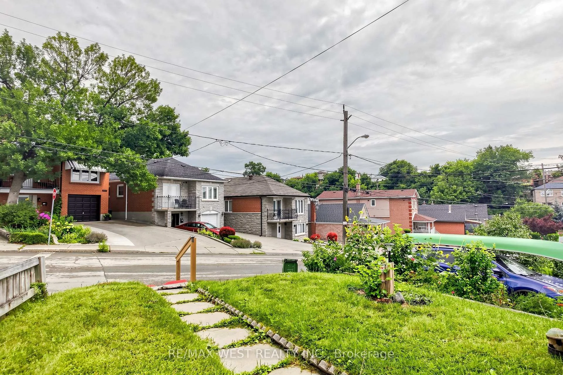 Photo 22 of 410 Silverthorn Avenue, Toronto, Keelesdale-Eglinton West — HOMEH