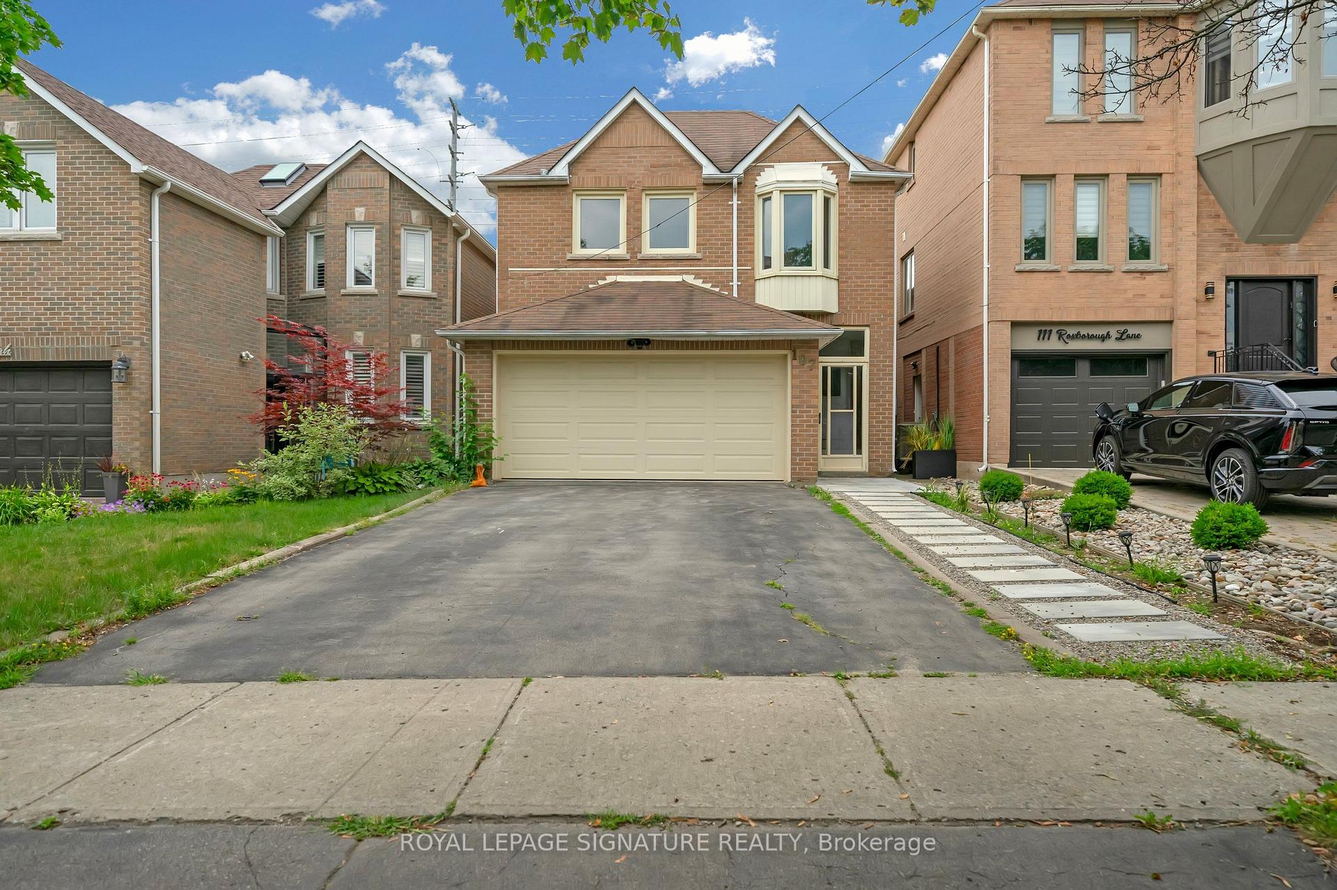 Photo 1 of 107 Roxborough Lane, Vaughan, Uplands — HOMEH
