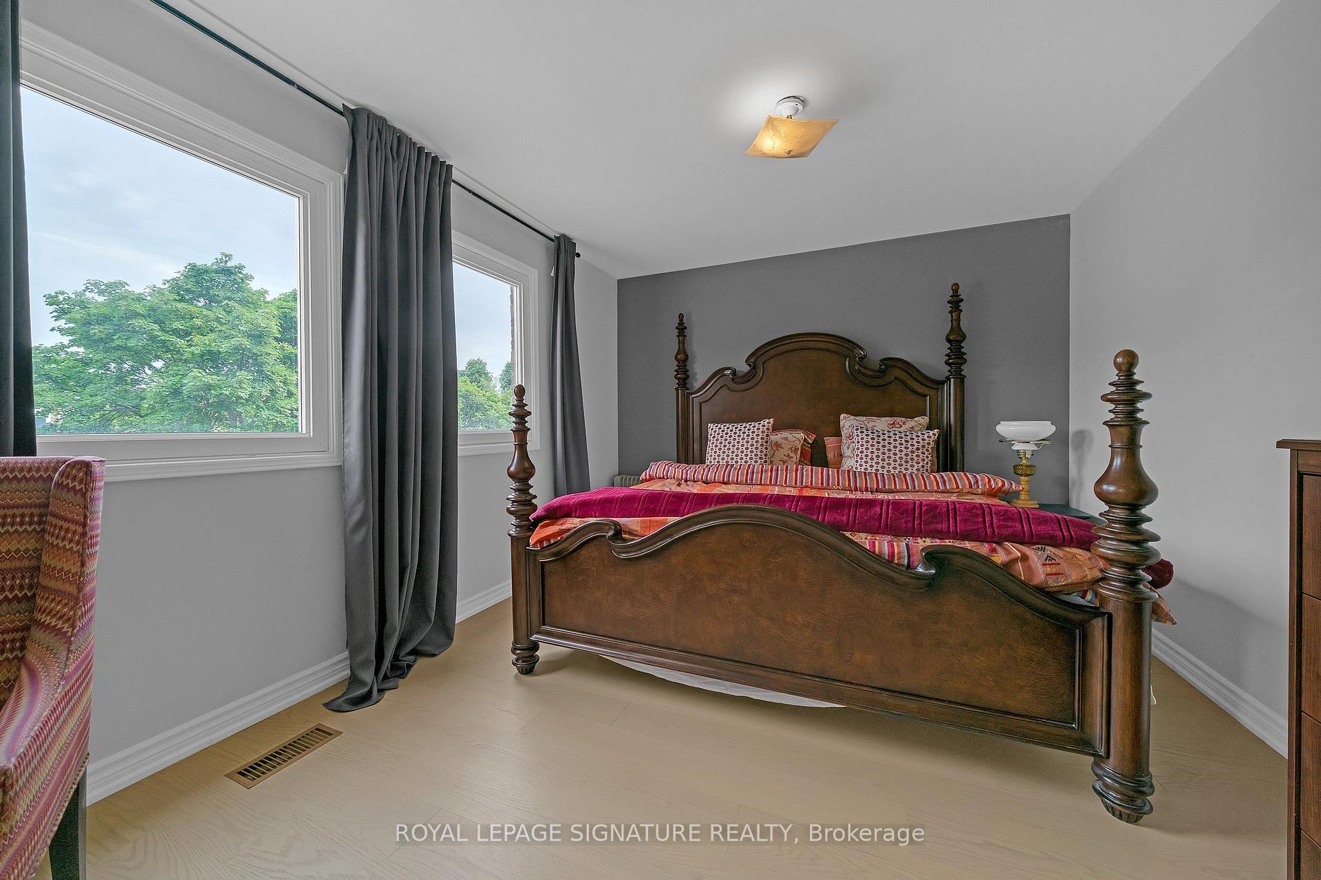 Photo 28 of 107 Roxborough Lane, Vaughan, Uplands — HOMEH