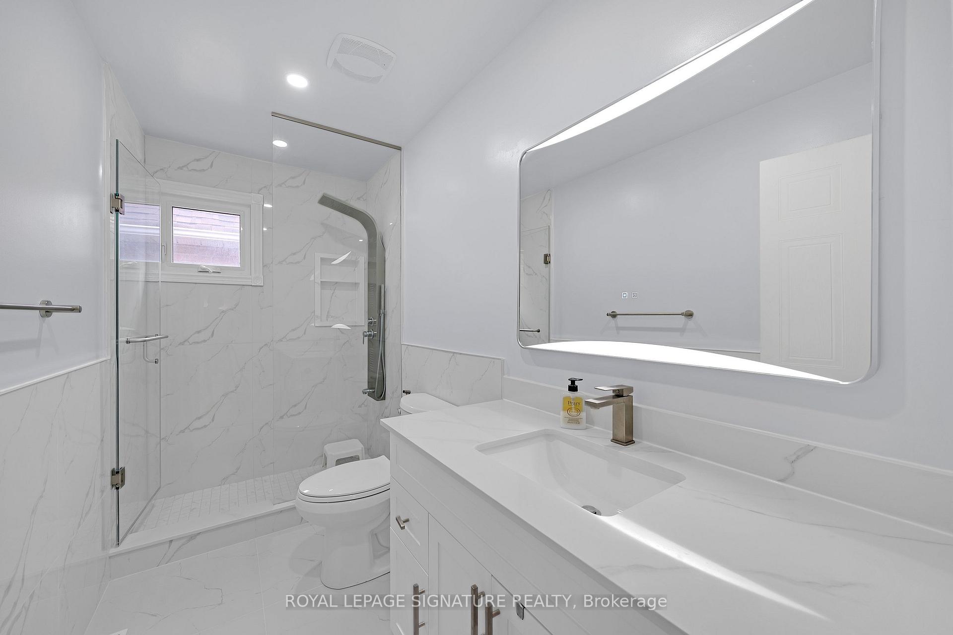 Photo 29 of 107 Roxborough Lane, Vaughan, Uplands — HOMEH
