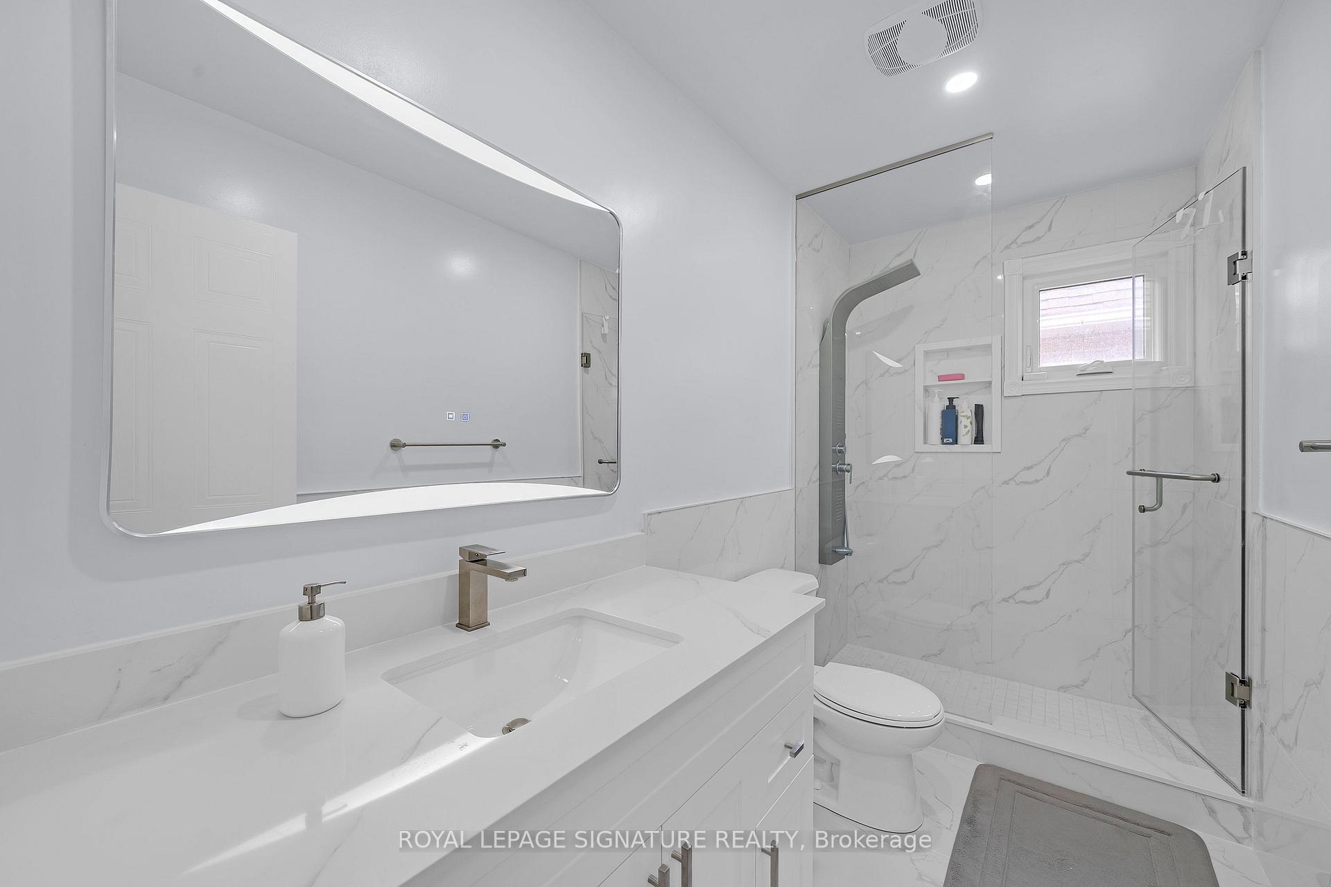 Photo 33 of 107 Roxborough Lane, Vaughan, Uplands — HOMEH