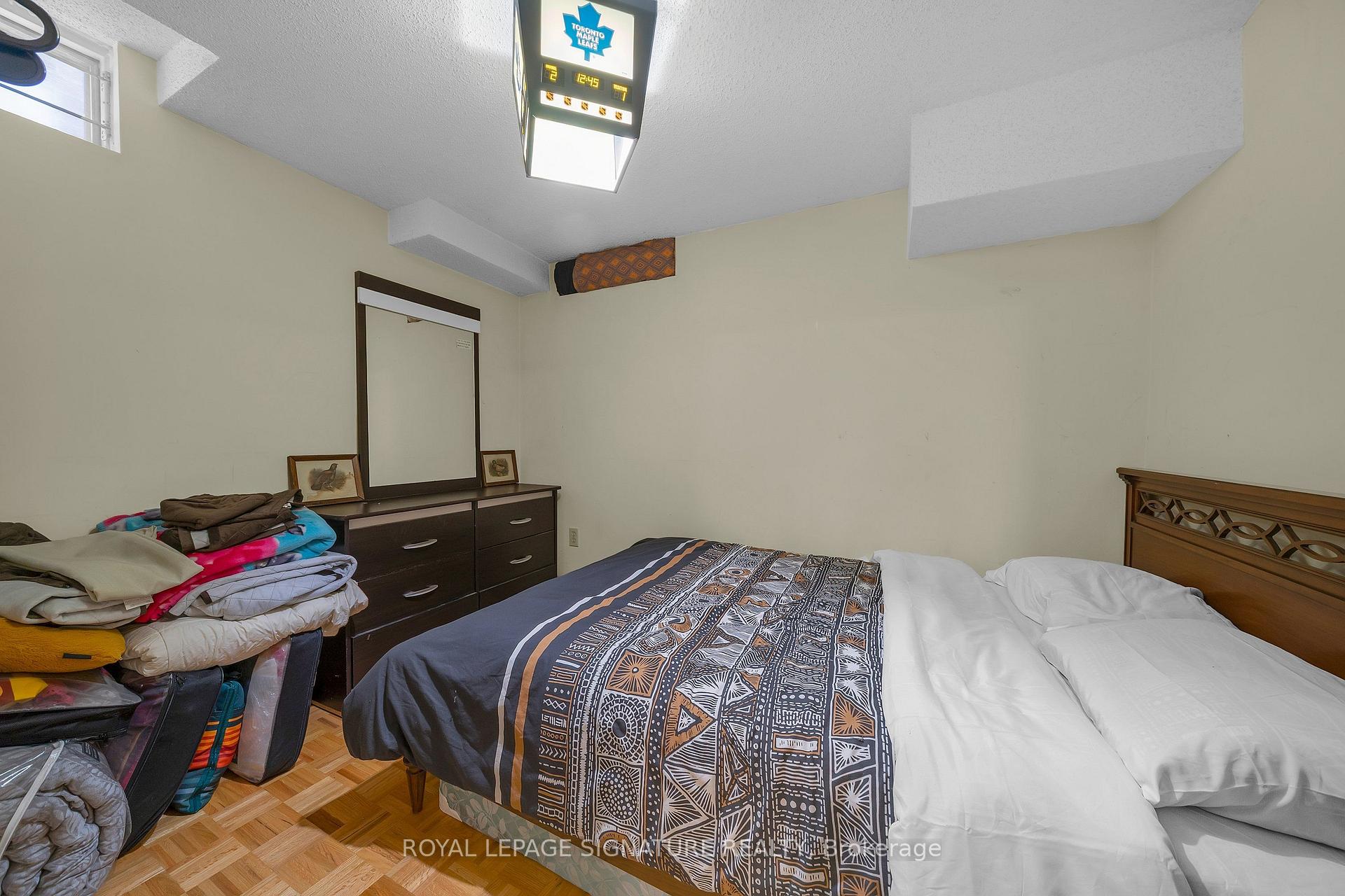 Photo 44 of 107 Roxborough Lane, Vaughan, Uplands — HOMEH
