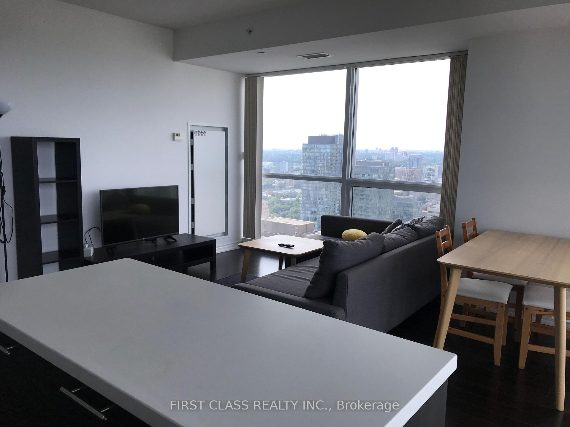 Photo 6 of Unit 5102, 386 Yonge Street, Toronto, Bay Street Corridor — HOMEH