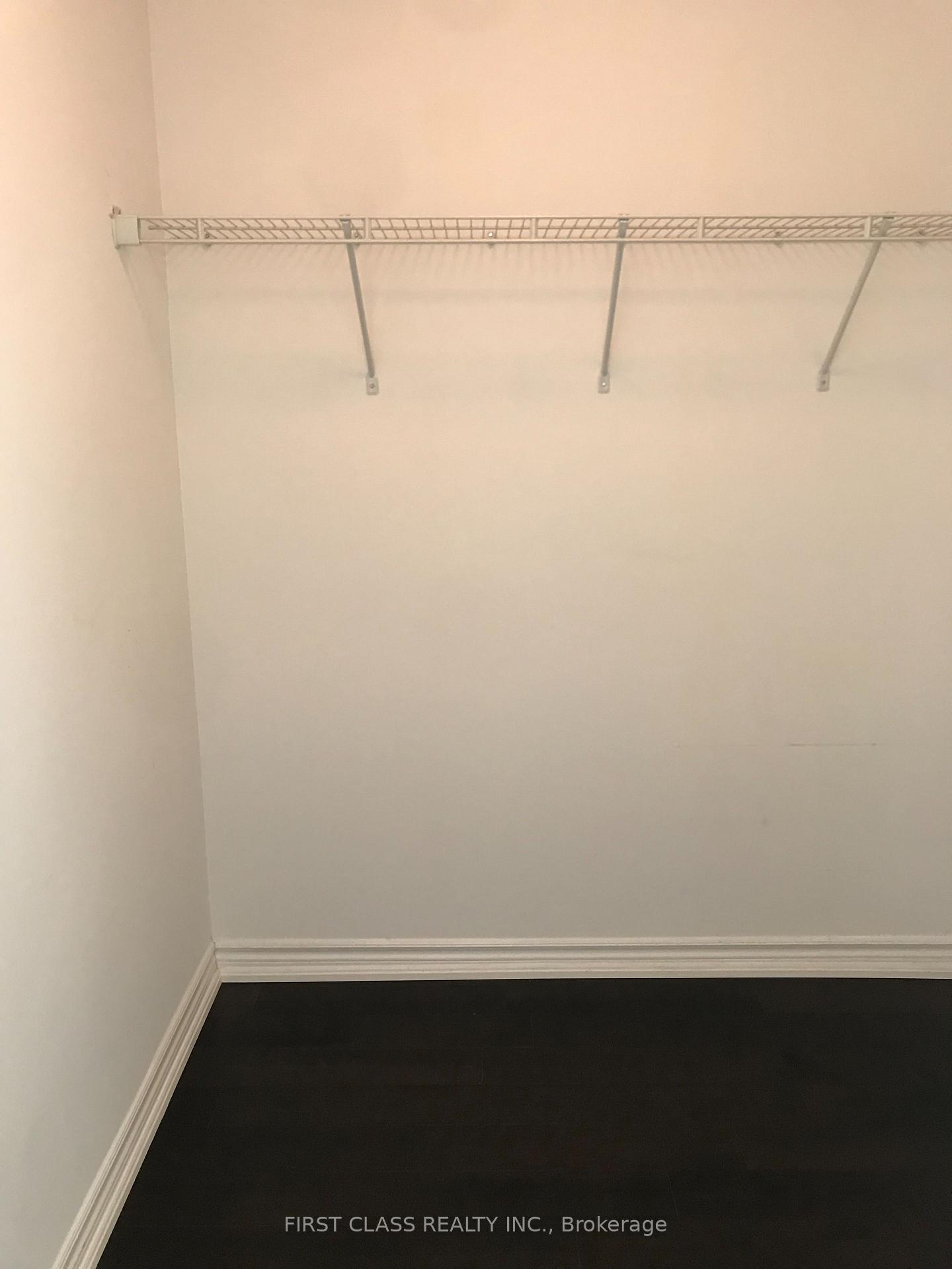Photo 8 of Unit 5102, 386 Yonge Street, Toronto, Bay Street Corridor — HOMEH