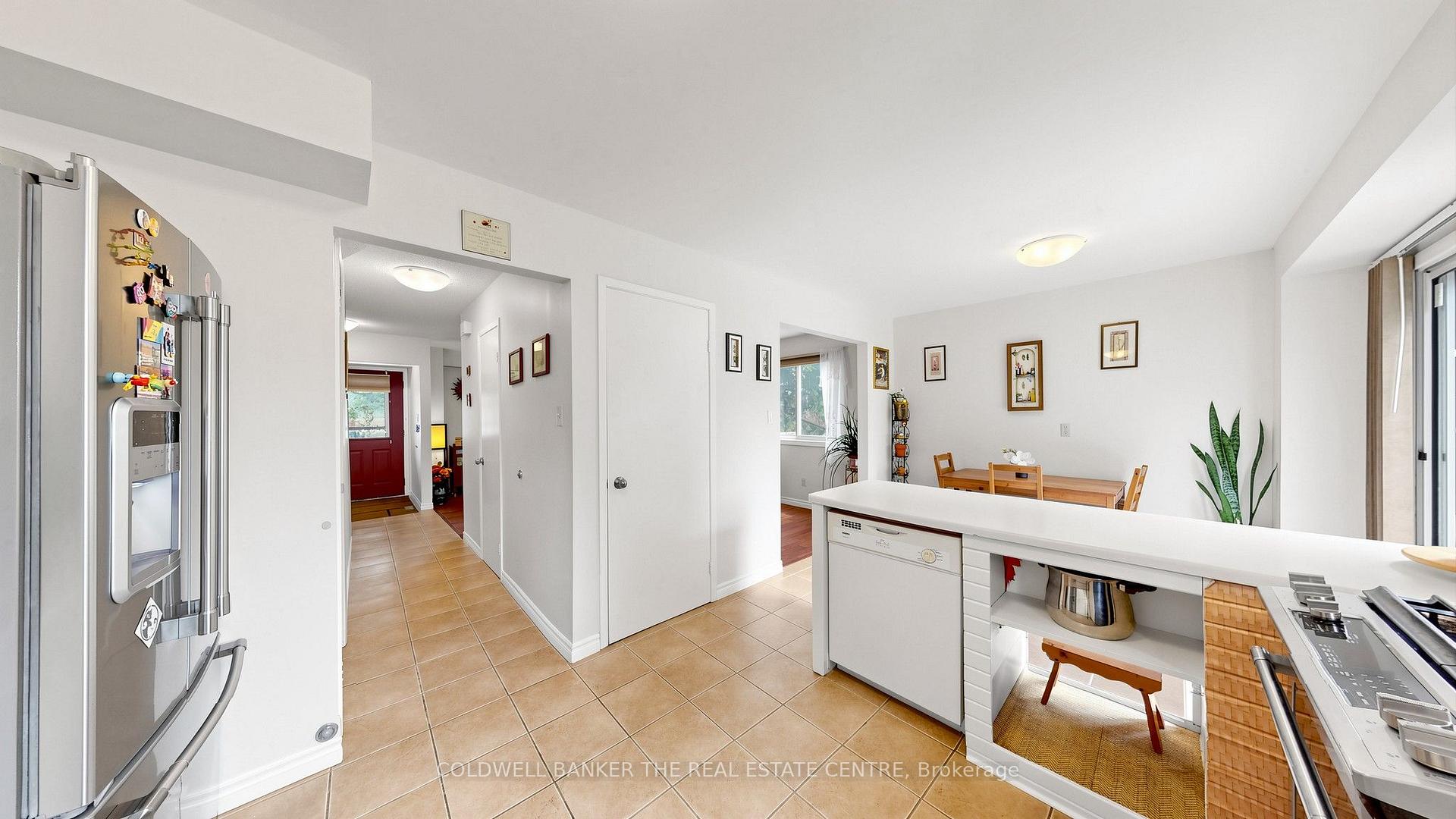 Photo 17 of 34 Birchard Boulevard, East Gwillimbury, Mt Albert — HOMEH