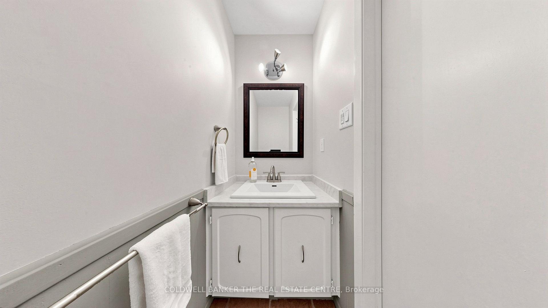 Photo 25 of 34 Birchard Boulevard, East Gwillimbury, Mt Albert — HOMEH