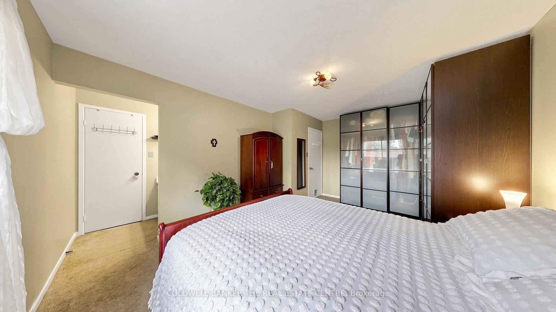 Photo 30 of 34 Birchard Boulevard, East Gwillimbury, Mt Albert — HOMEH
