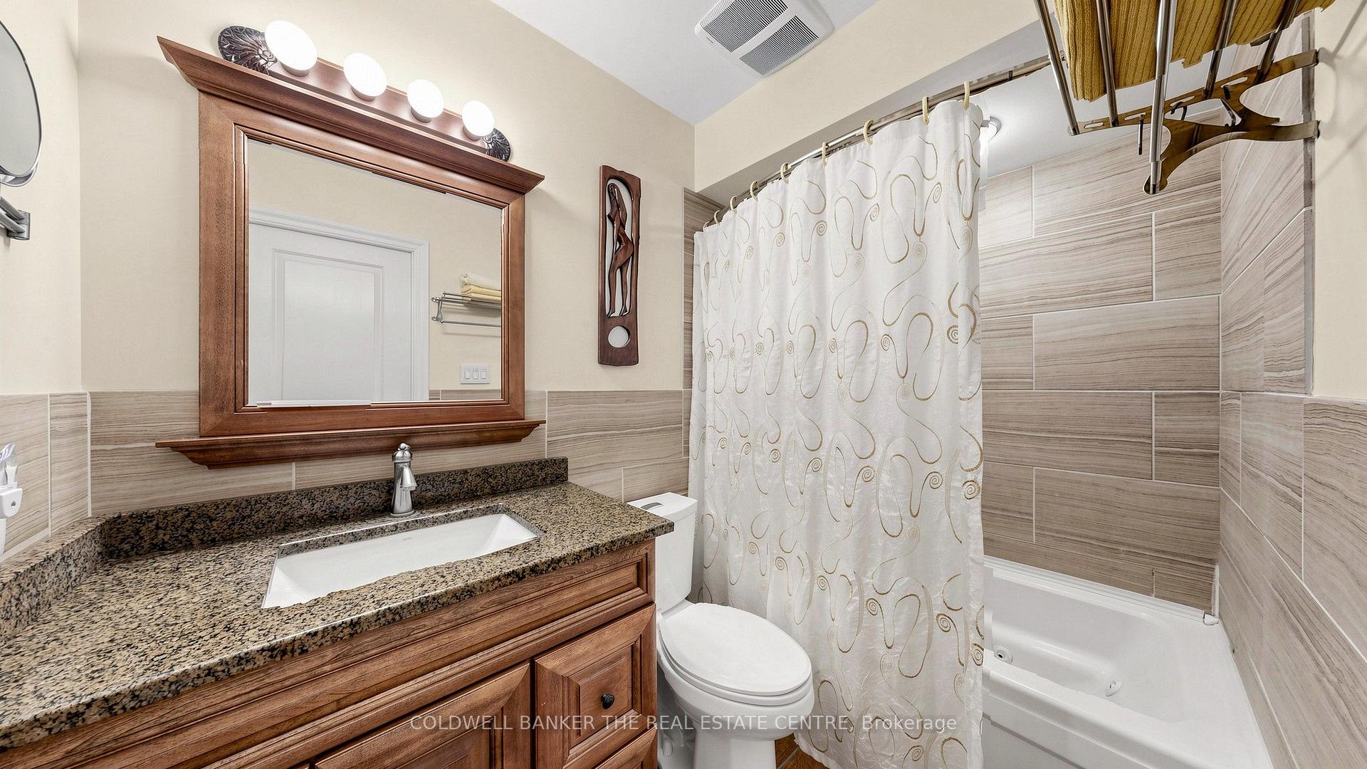 Photo 40 of 34 Birchard Boulevard, East Gwillimbury, Mt Albert — HOMEH