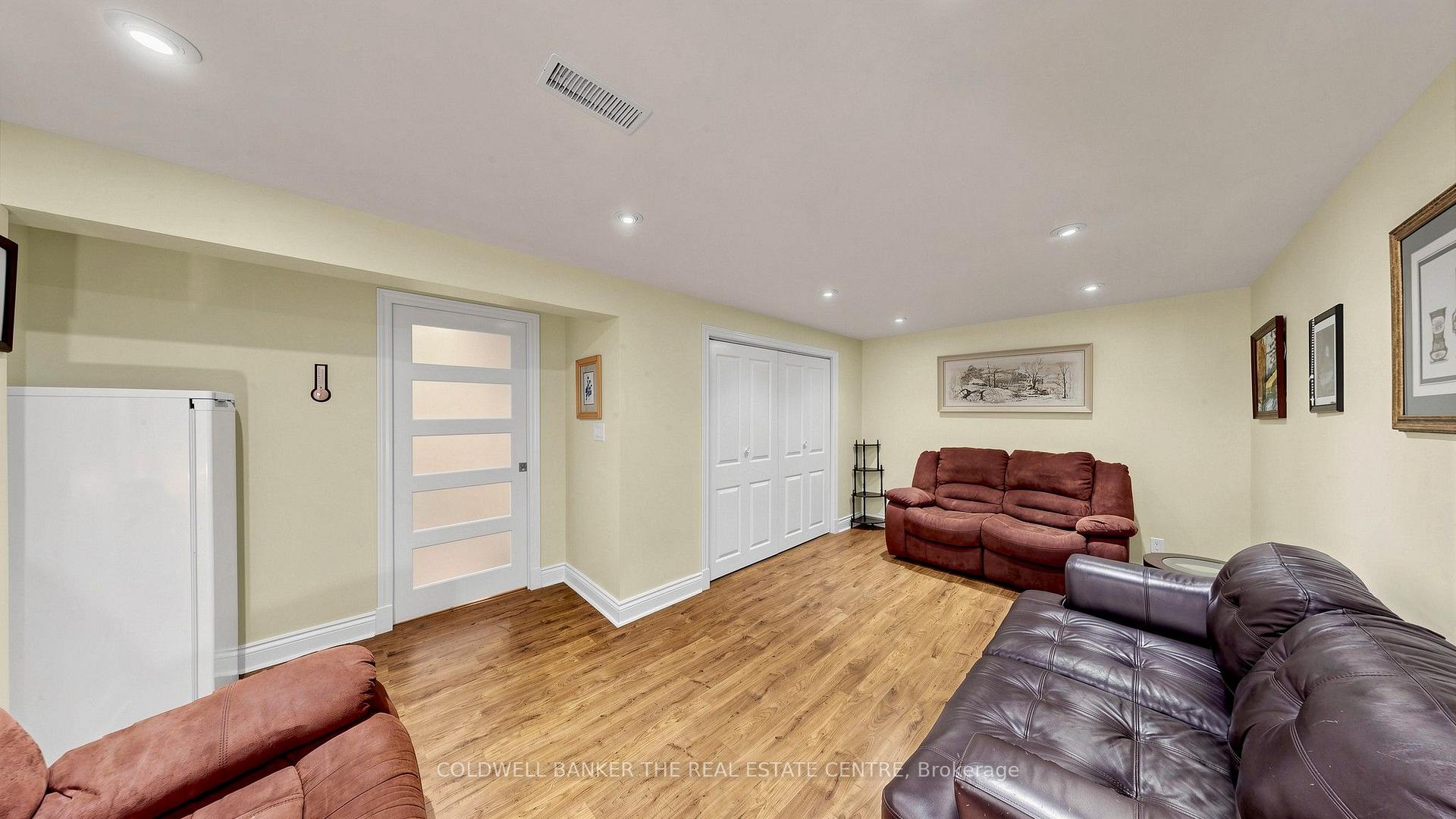 Photo 46 of 34 Birchard Boulevard, East Gwillimbury, Mt Albert — HOMEH