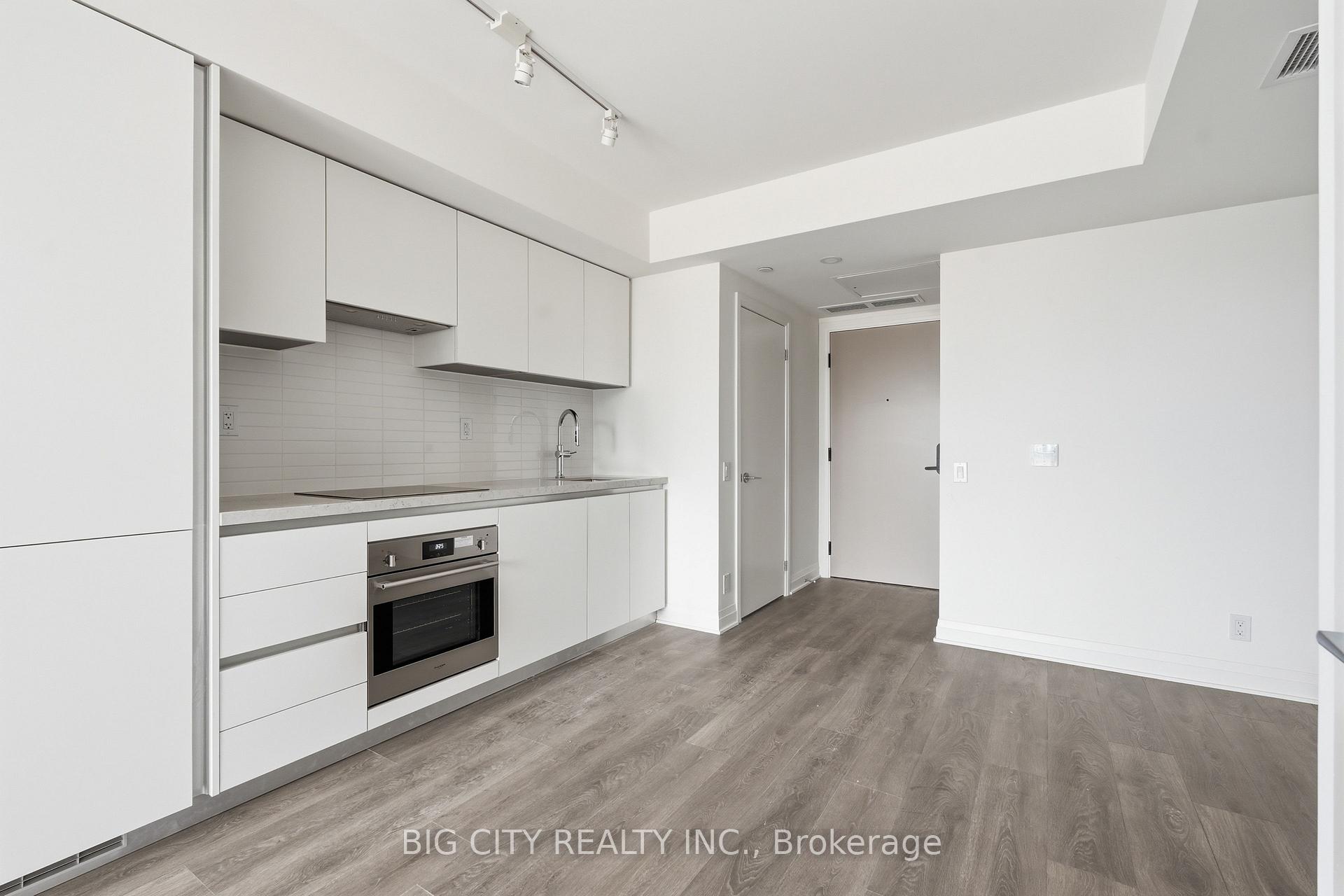 Photo 9 of Unit 508, 25 Frederick Todd Way, Toronto, Thorncliffe Park — HOMEH
