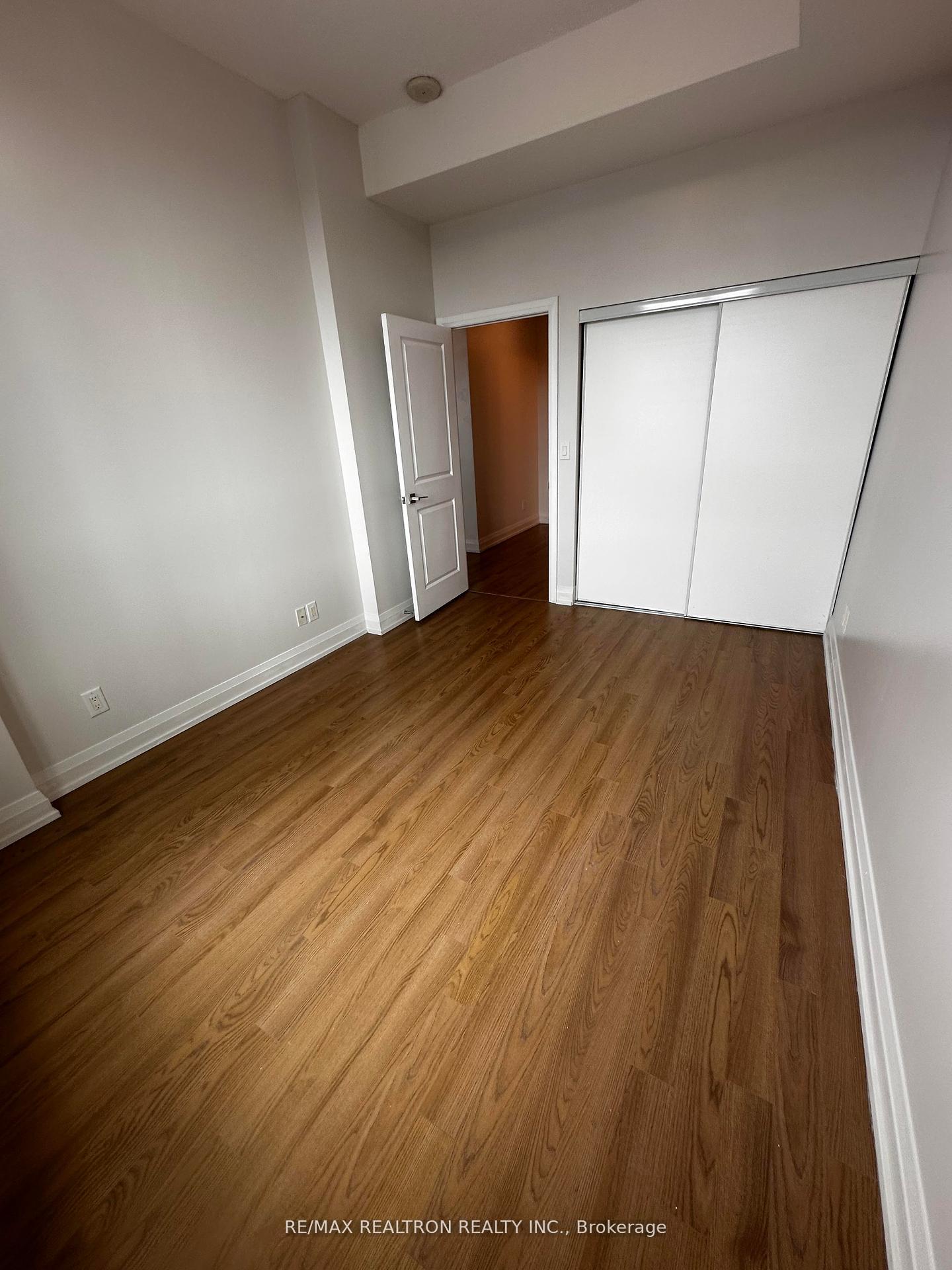 Photo 19 of Unit 925, 7161 Yonge Street, Markham, Grandview — HOMEH